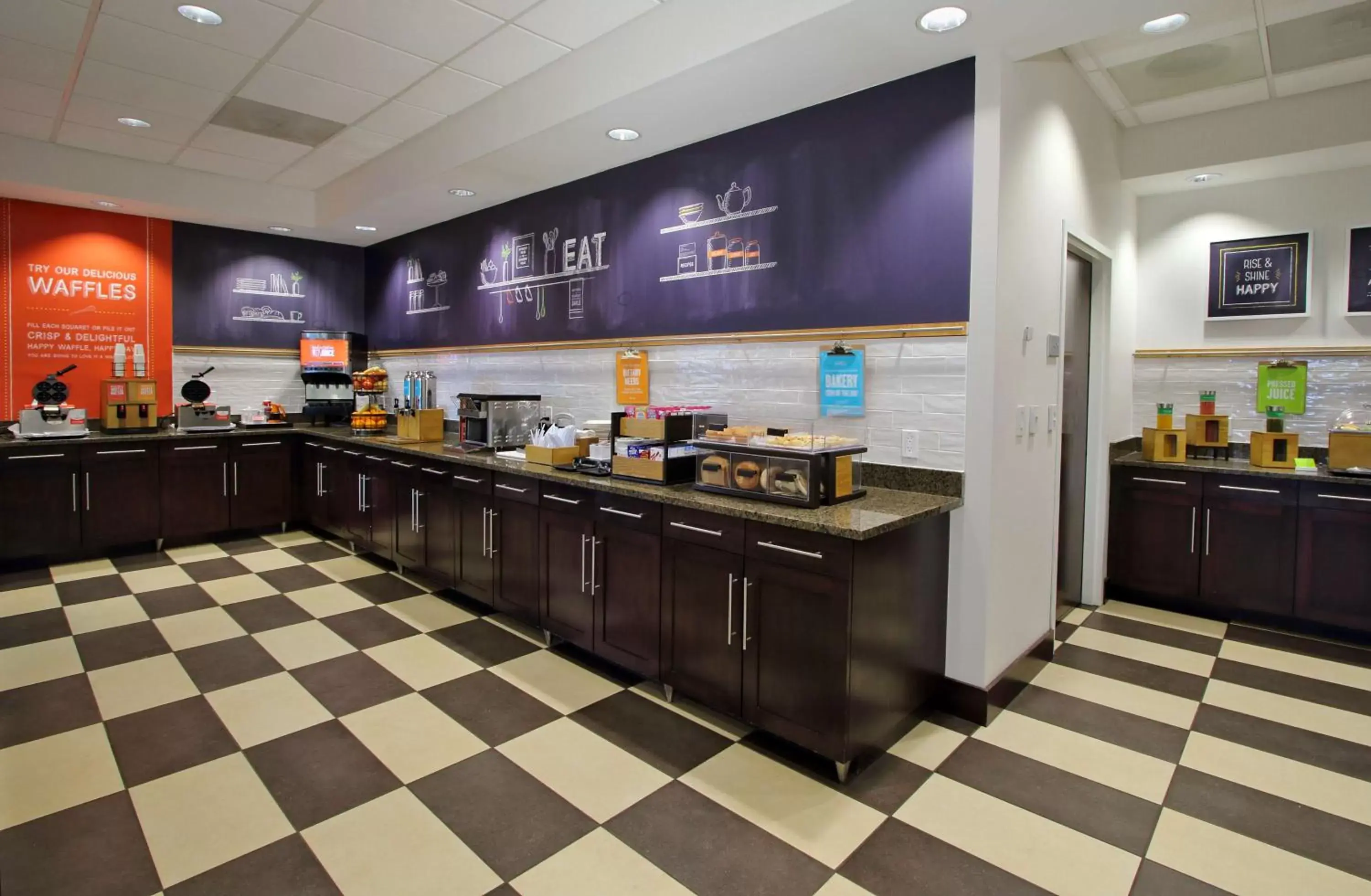 Breakfast, Restaurant/Places to Eat in Hampton Inn Hagerstown