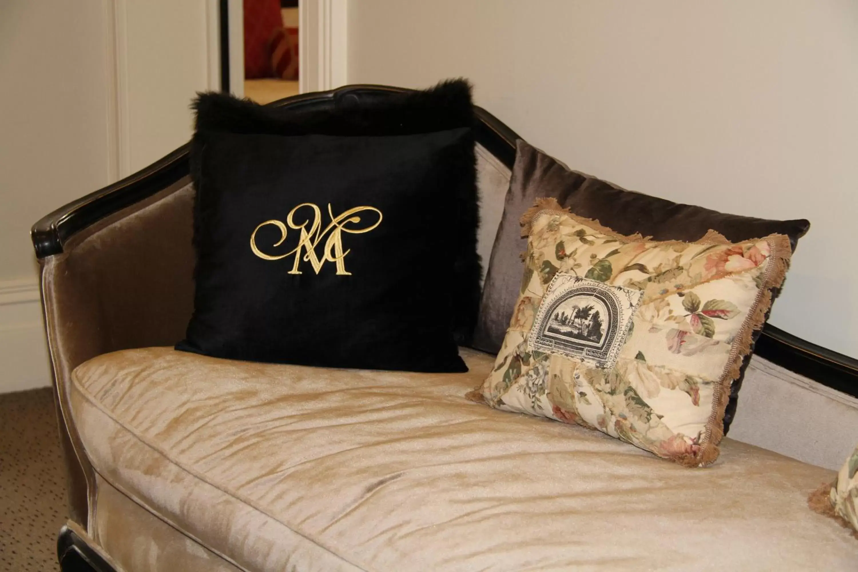 Bed in Merivale Manor