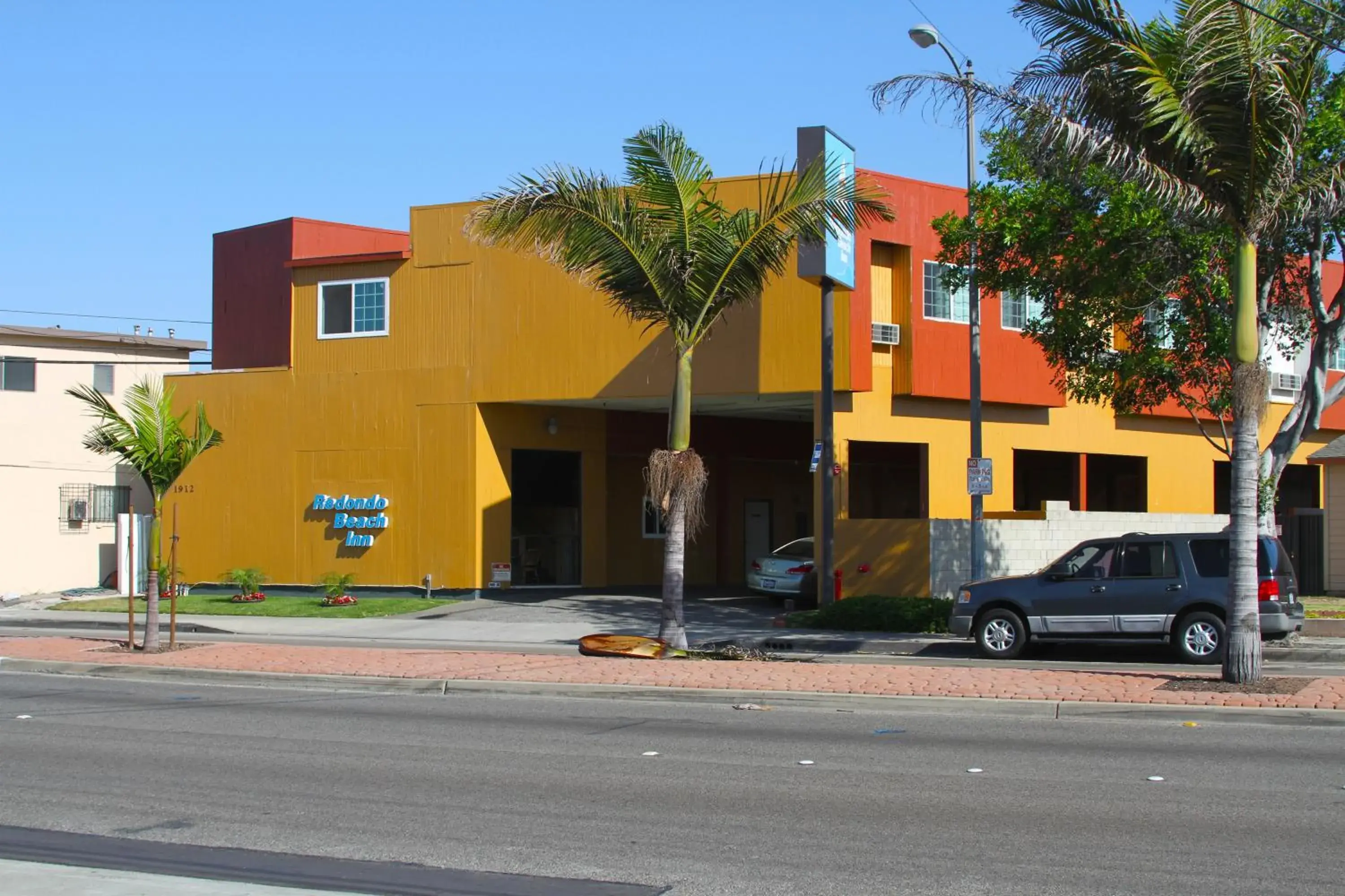 Facade/entrance, Property Building in Redondo Beach Inn