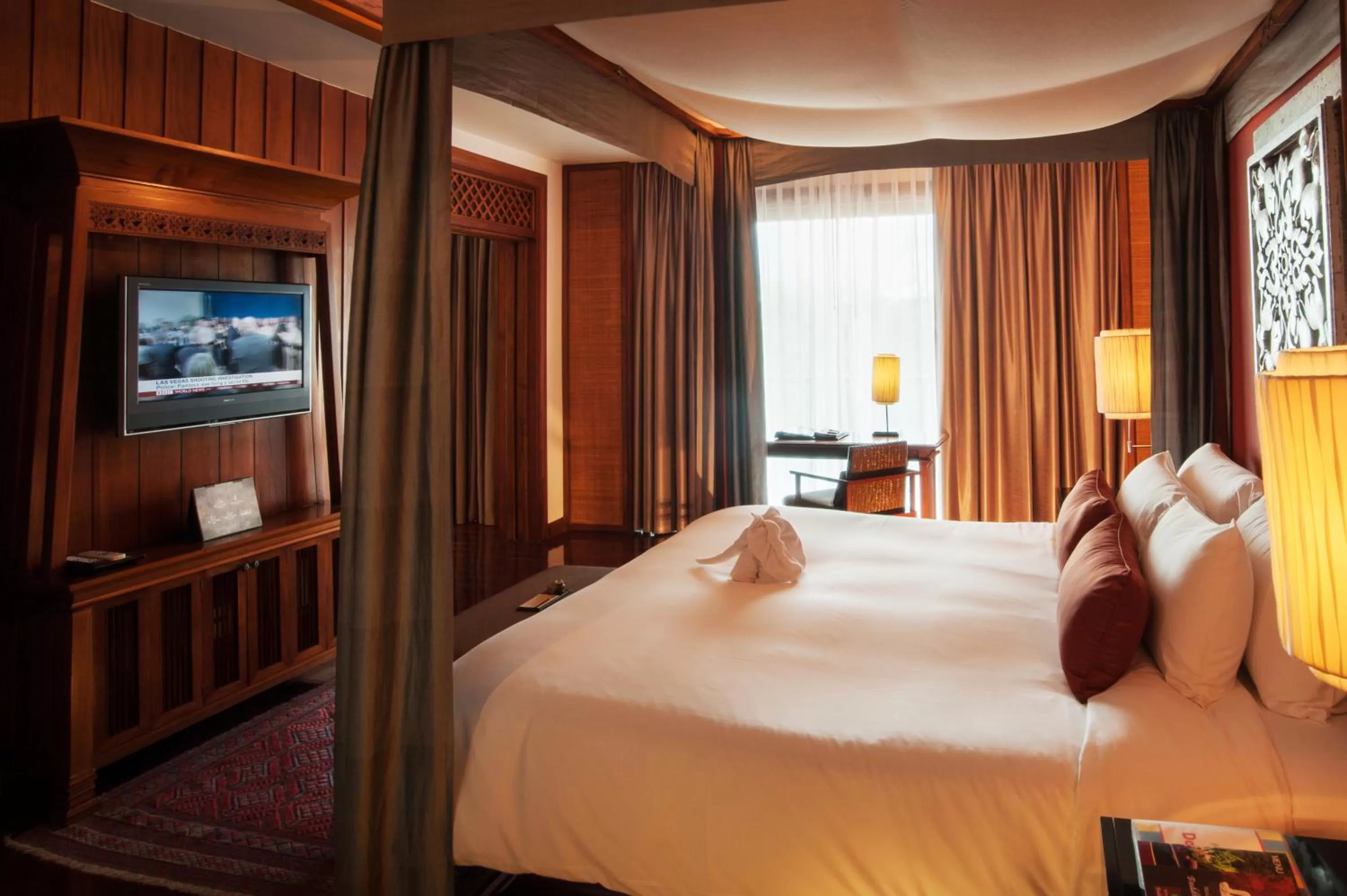 Bed in RatiLanna Riverside Spa Resort