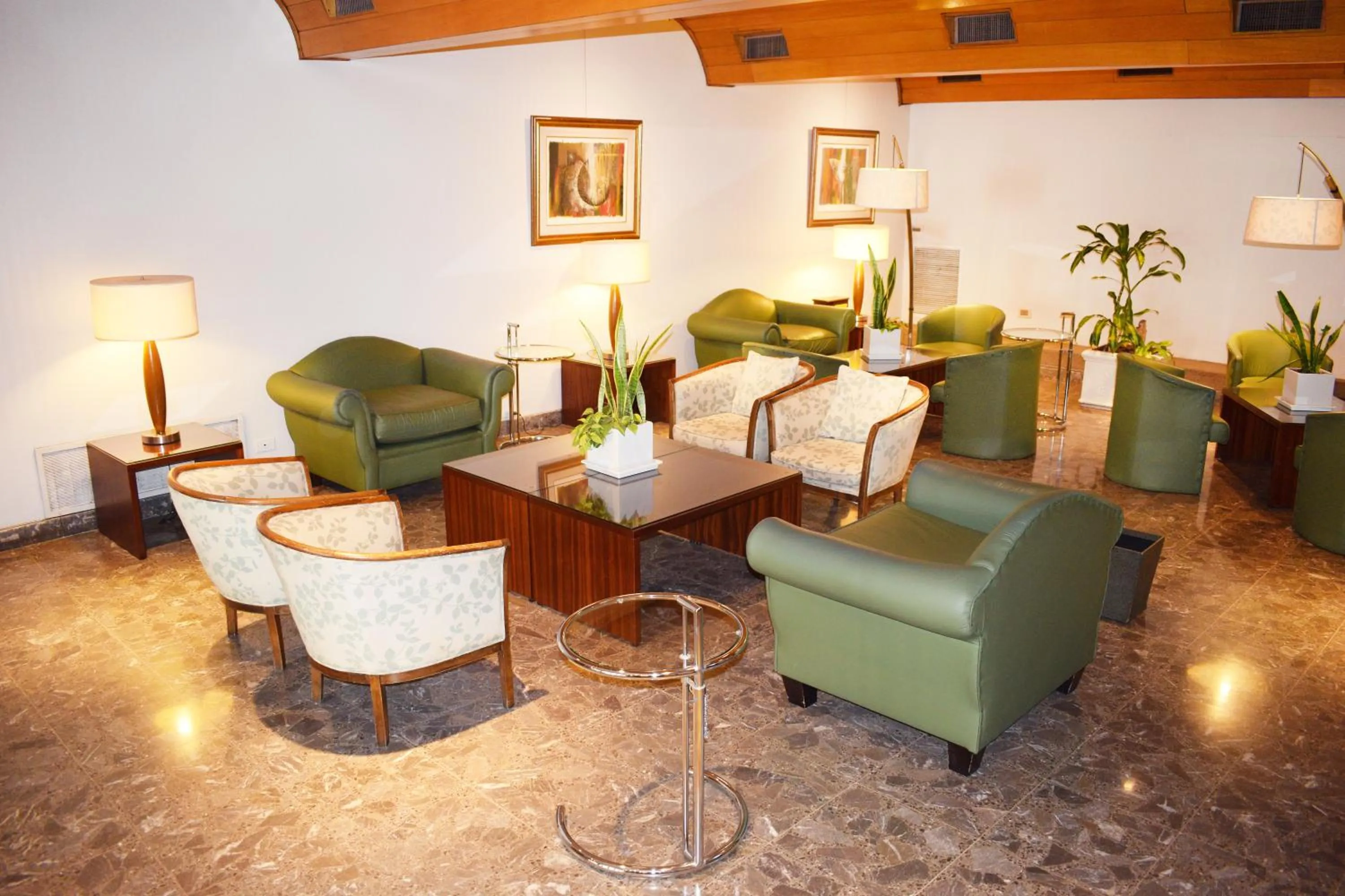 Hotel Solans Carlton