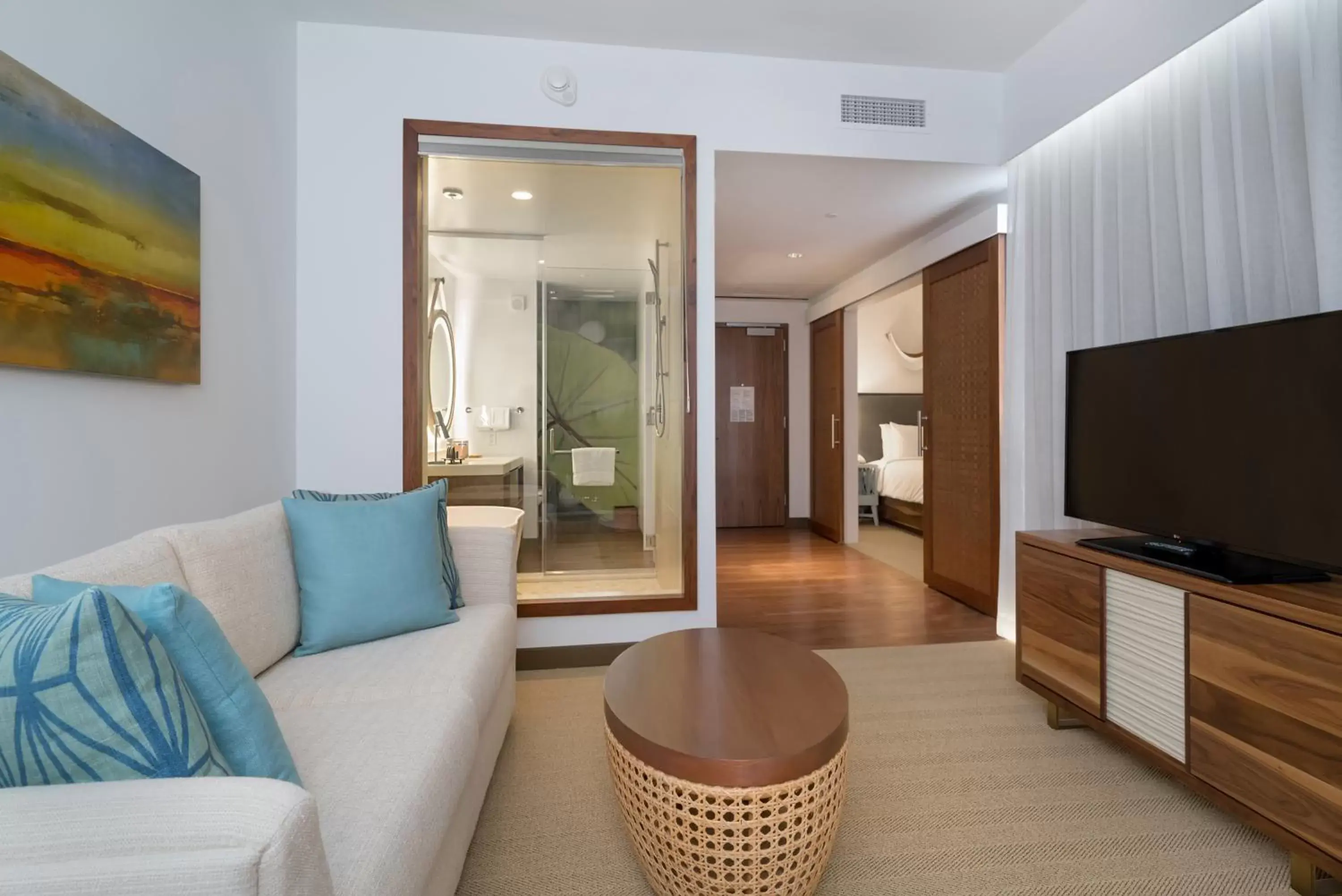 Living room, Seating Area in Hyatt Centric Waikiki Beach