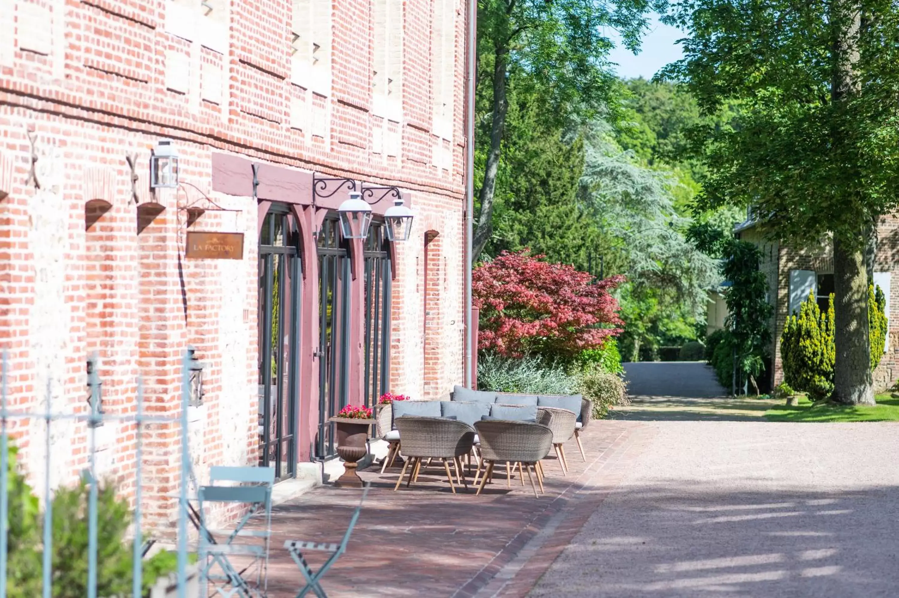 Property building in Le Clos de Grâce