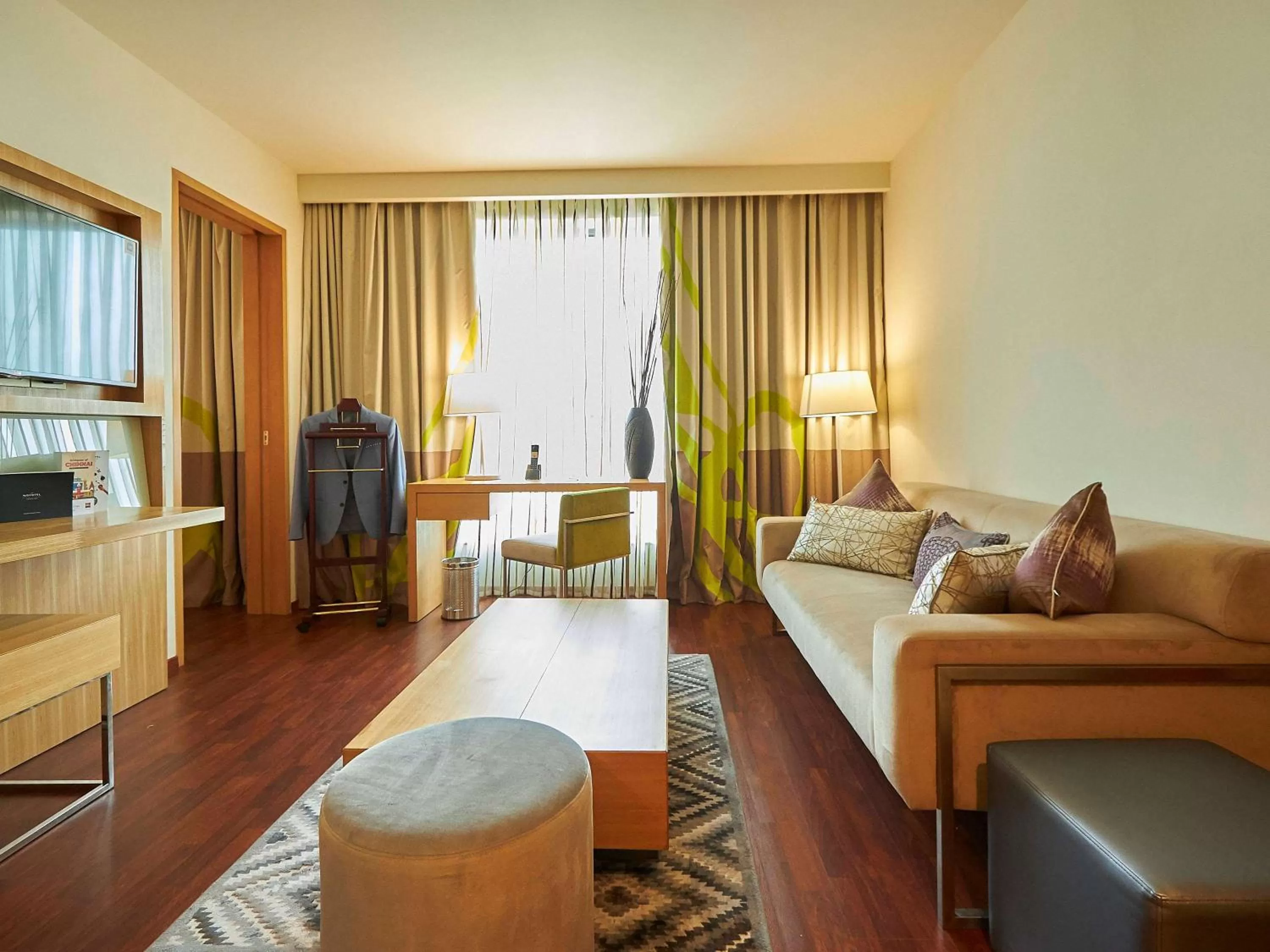 Photo of the whole room in Novotel Chennai OMR