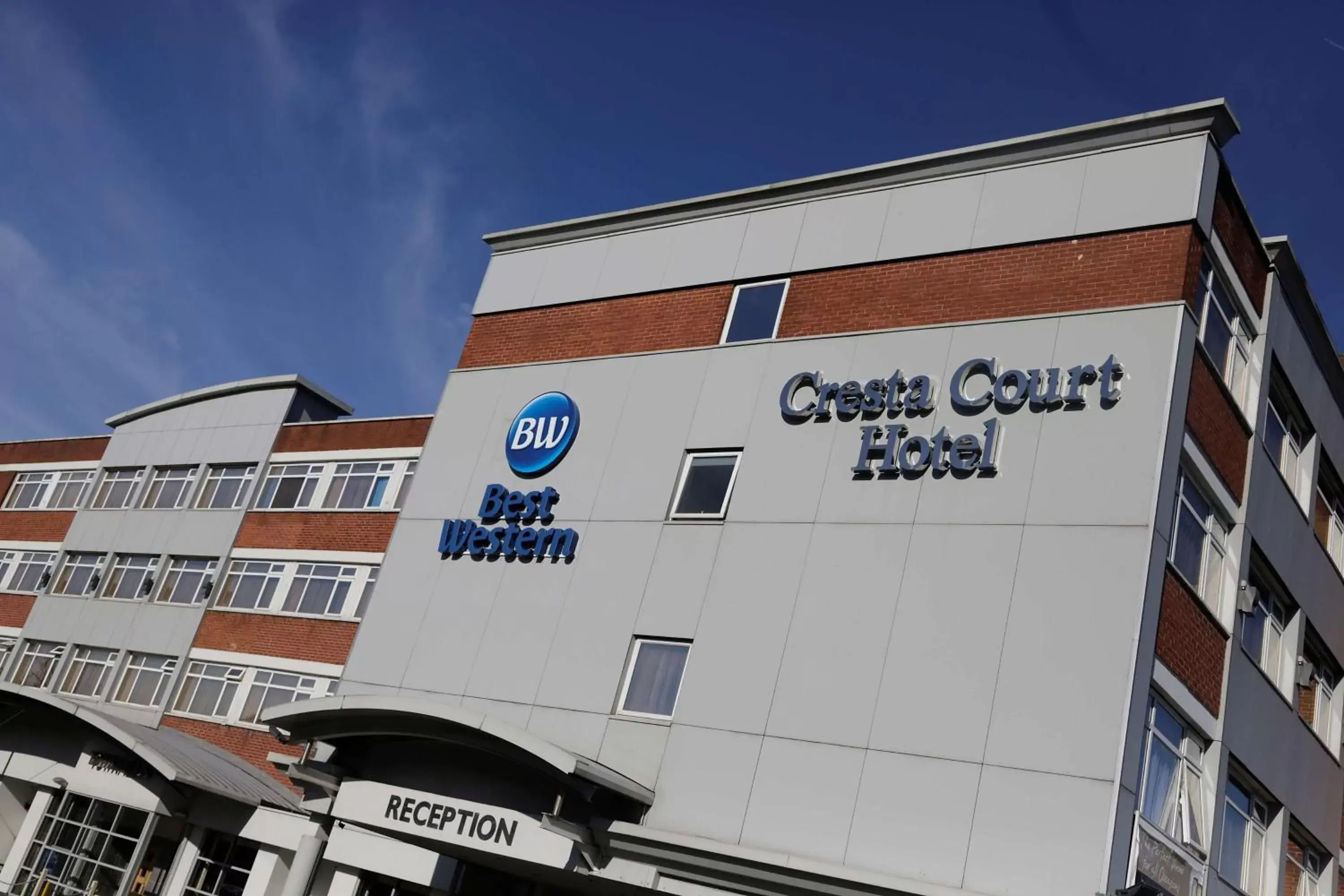 Property Building in Best Western Manchester Altrincham Cresta Court Hotel