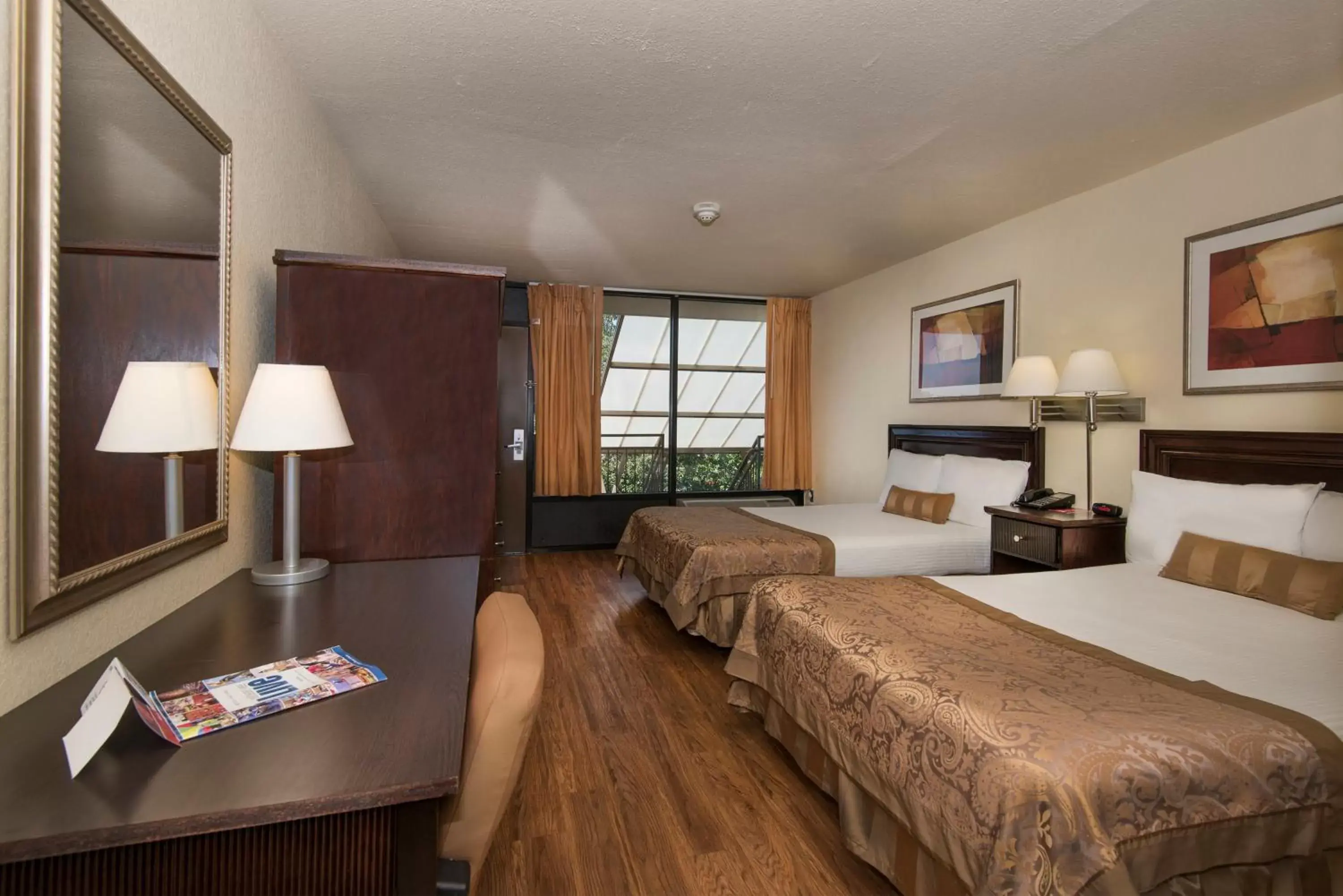 Bedroom in Markham House Suites Little Rock Medical Center