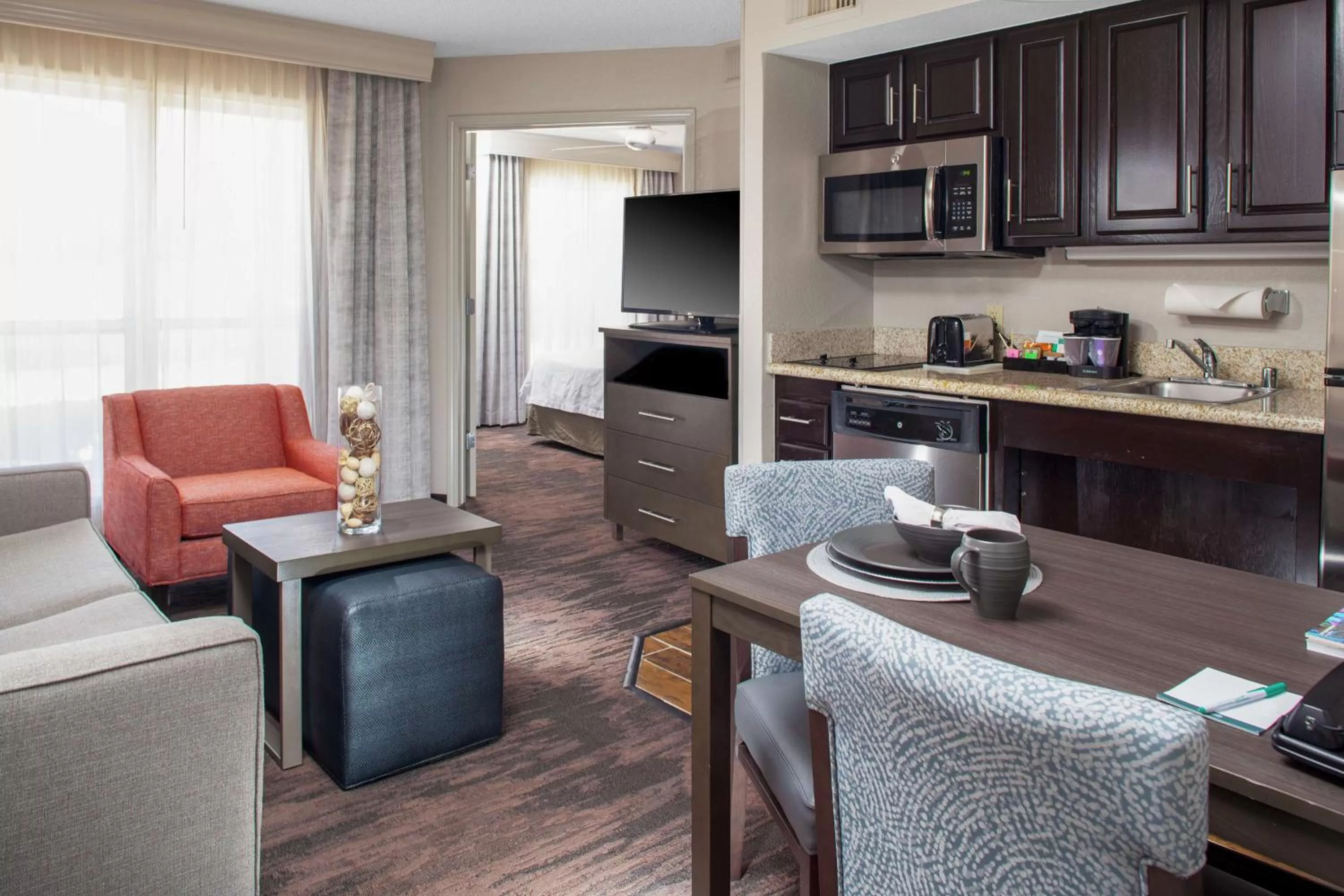Living room in Homewood Suites by Hilton Dallas-Irving-Las Colinas