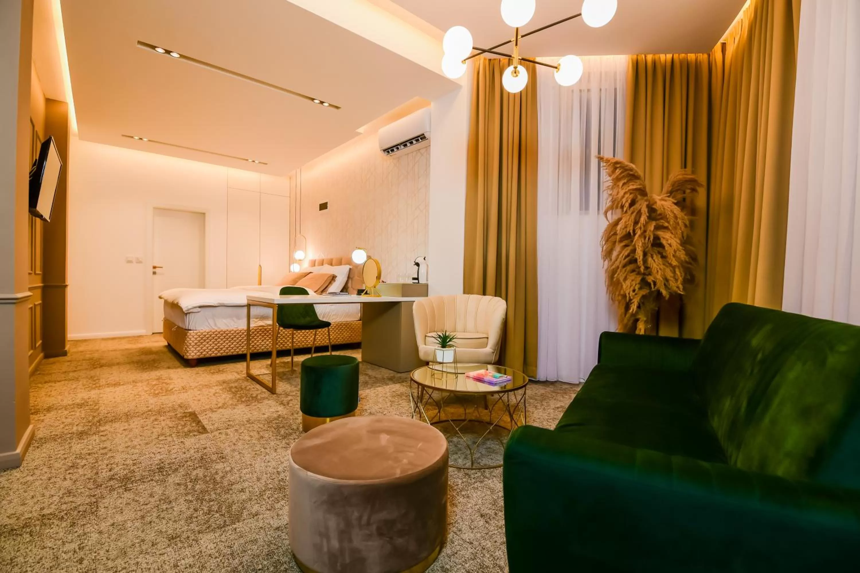 Bed in Hotel City View