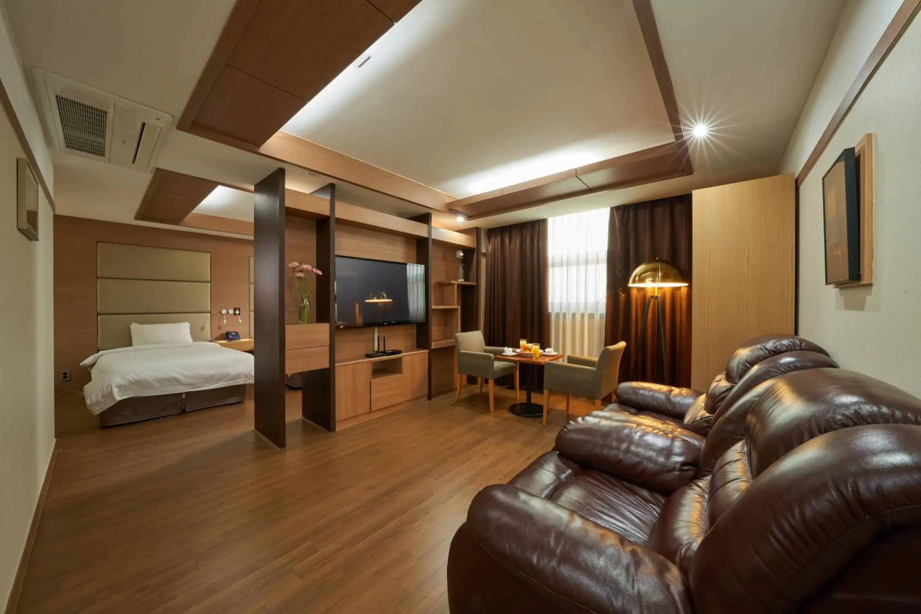 Gyeongju GG Tourist Hotel