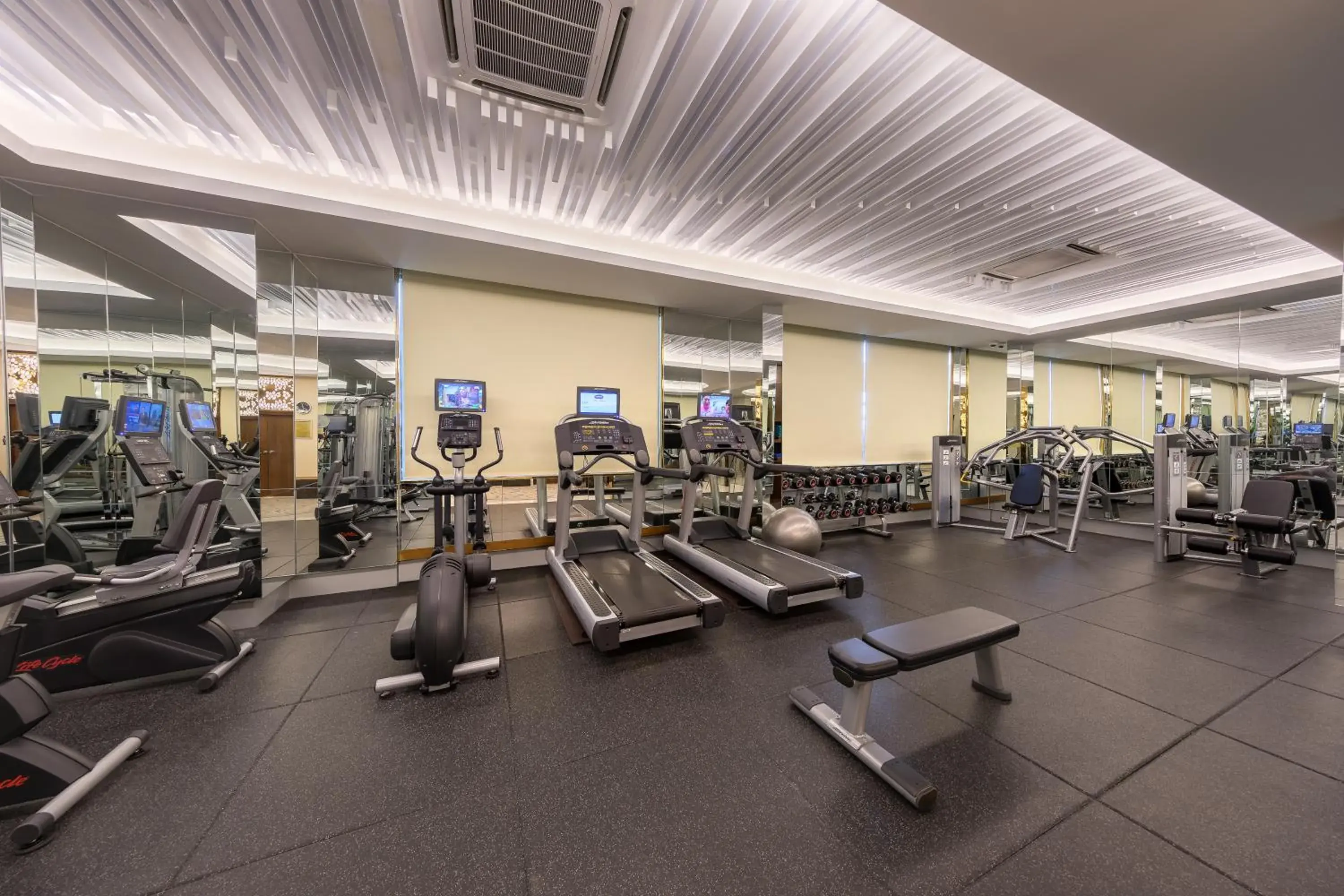 Fitness centre/facilities, Fitness Center/Facilities in Best Western Green Hill Hotel