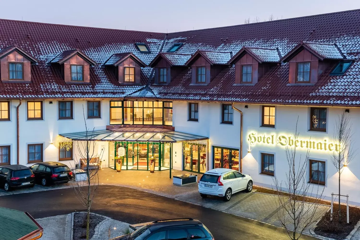 Facade/entrance, Property Building in Hotel Obermaier