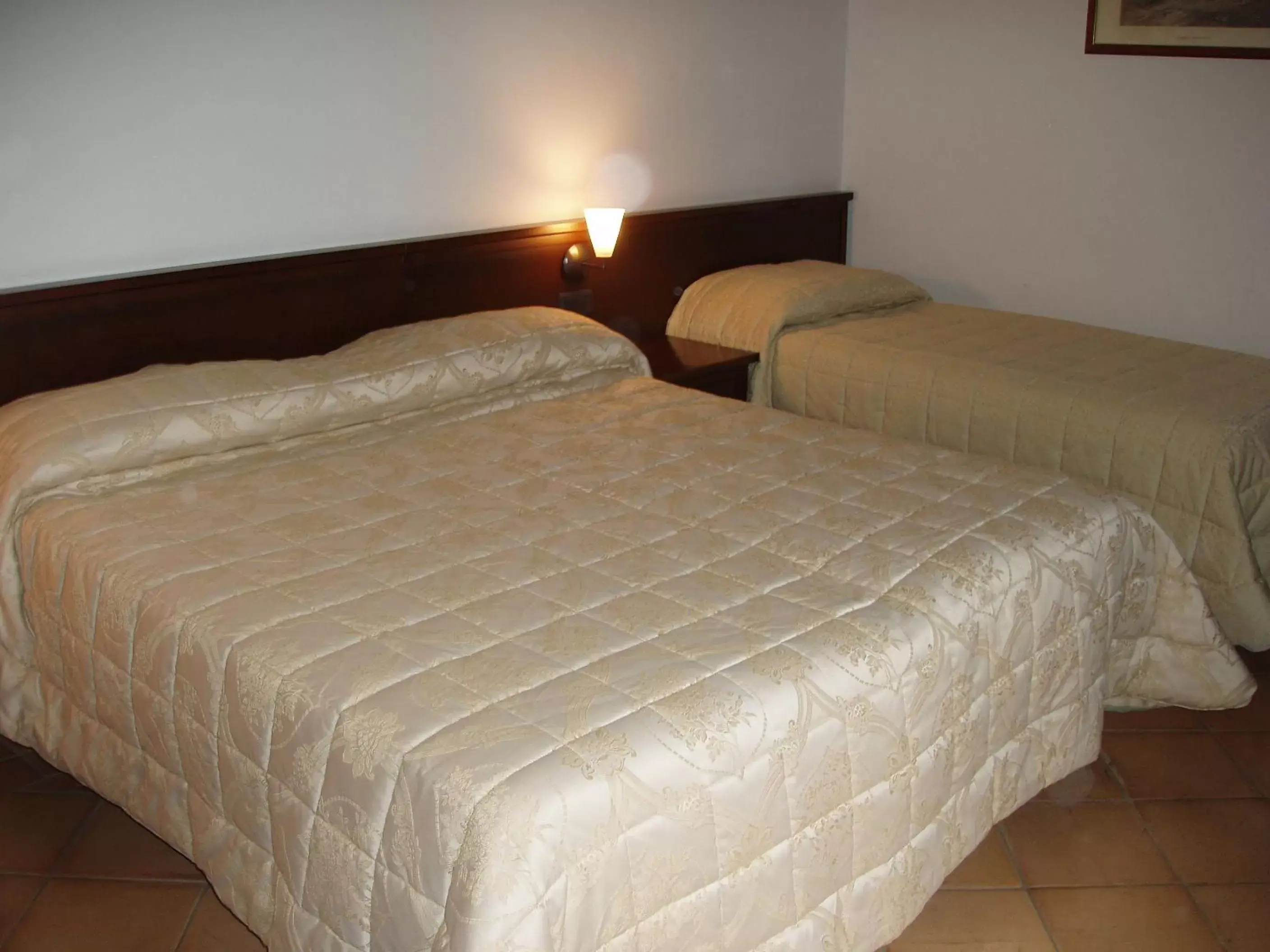 Comfort Triple Room in Hotel San Claudio