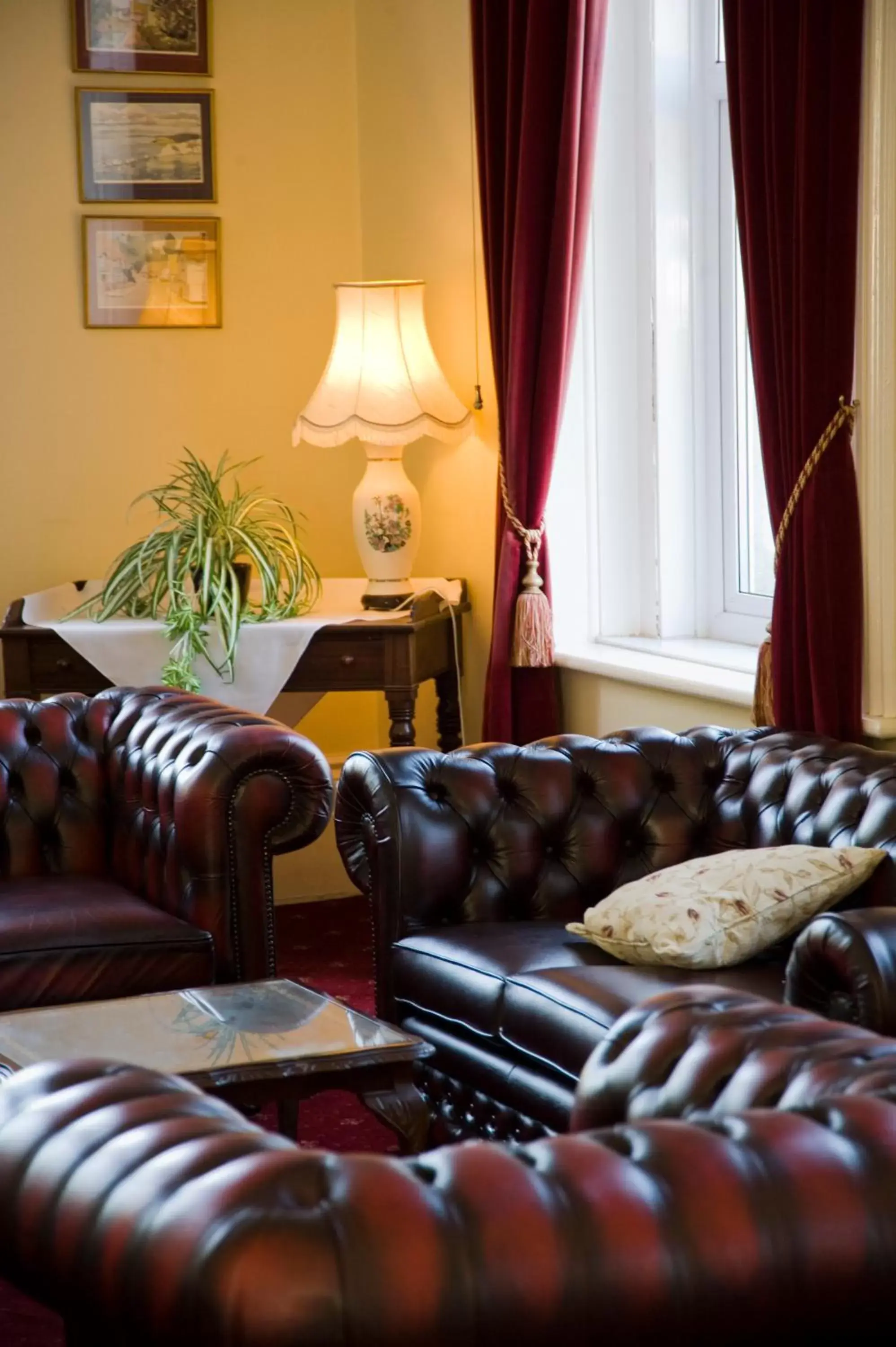 Lounge or bar, Seating Area in Bourne Hall Country Hotel