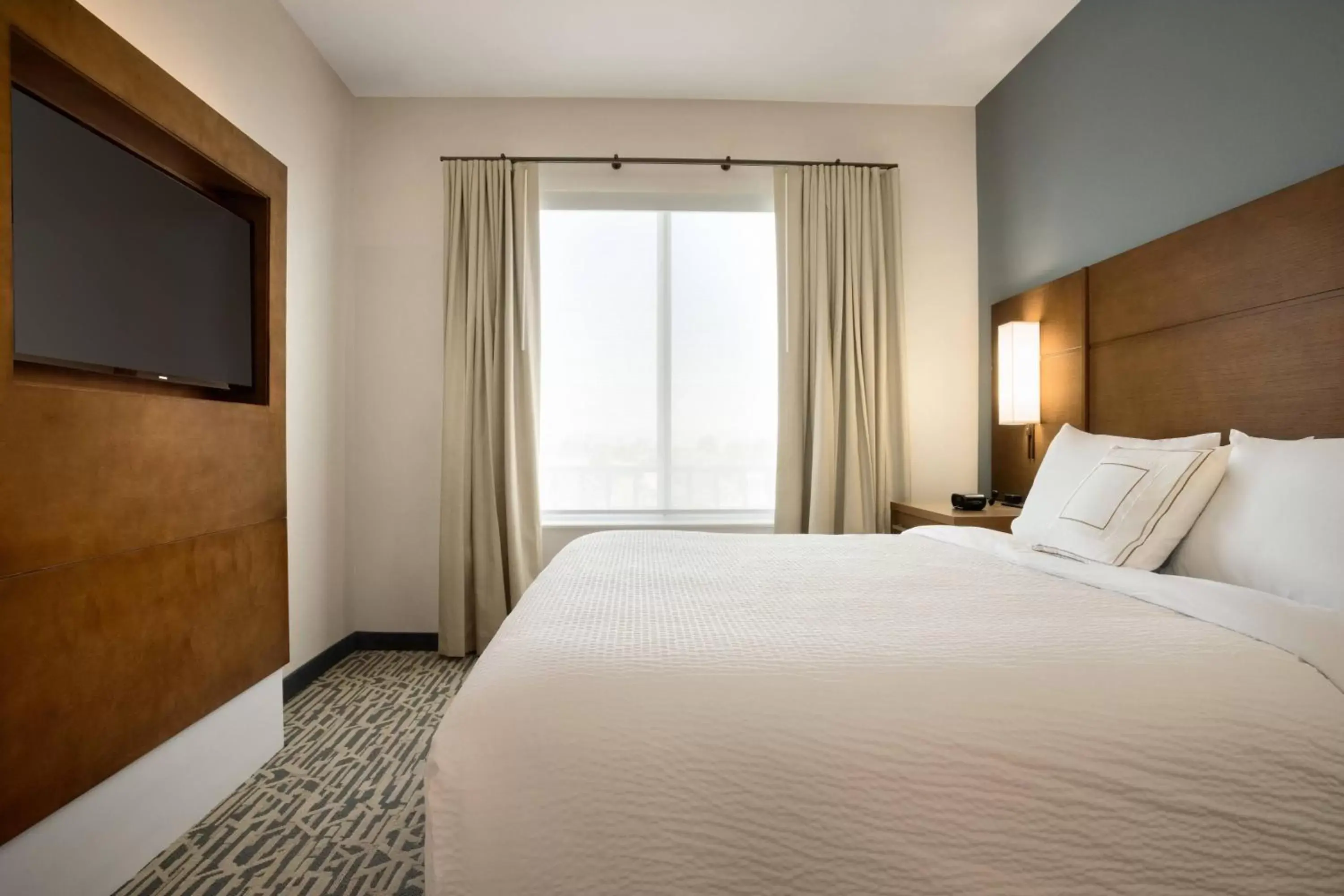 Bedroom, Bed in Residence Inn by Marriott Phoenix Chandler/South