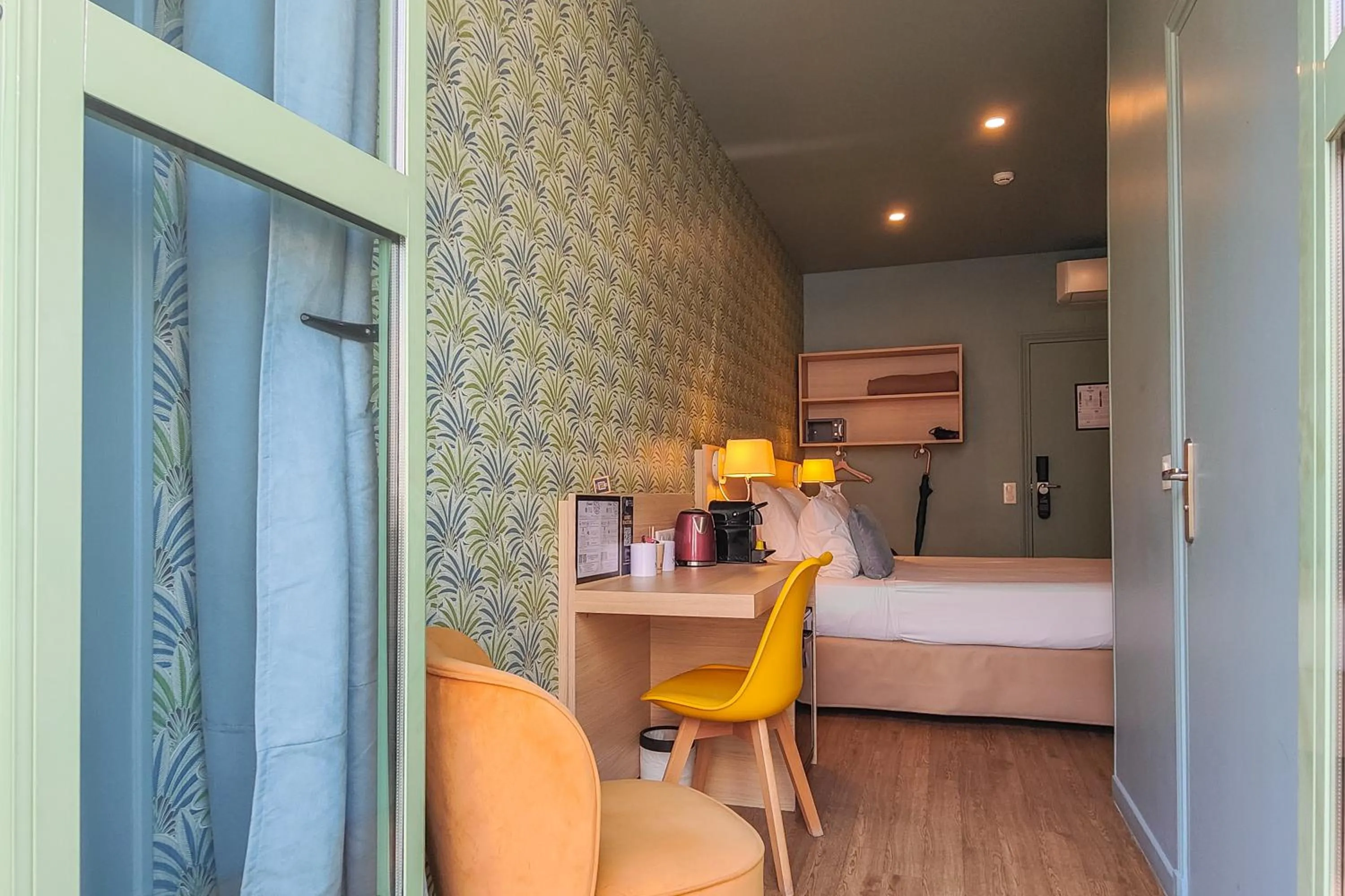 Photo of the whole room, Bed in Hôtel Du Centre, un hôtel AMMI