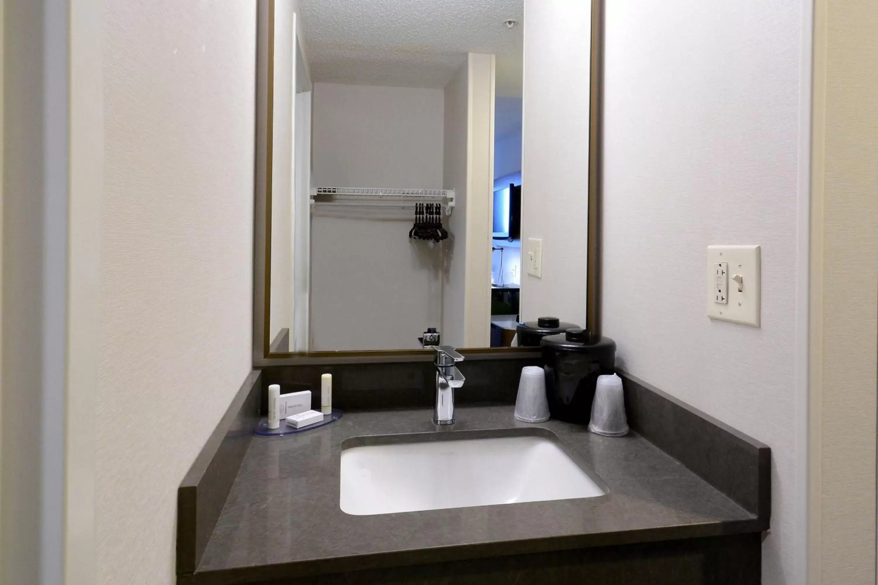 Bathroom in Fairfield Inn Greensboro Airport