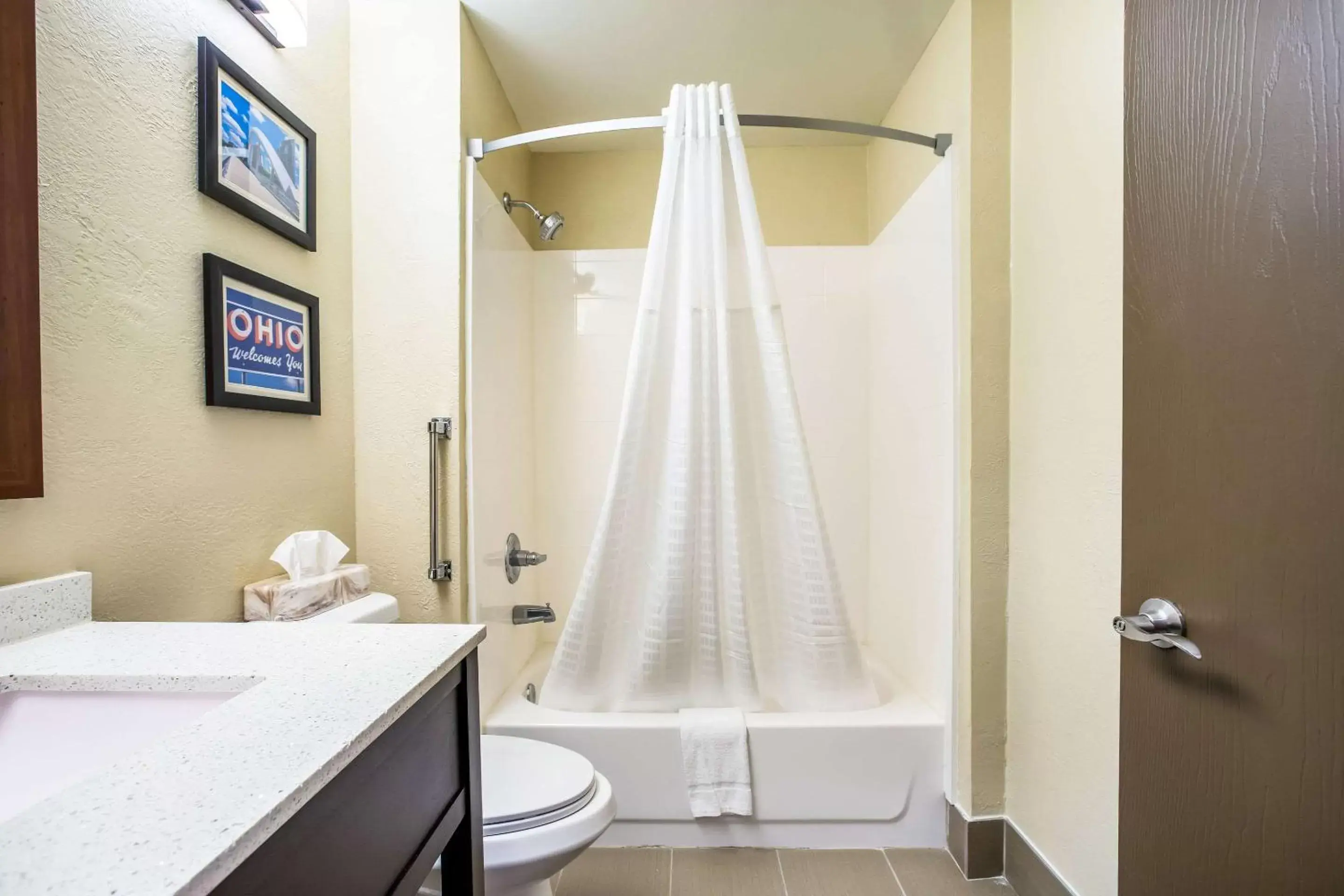 Bathroom in Comfort Inn & Suites Fairborn near Wright Patterson AFB