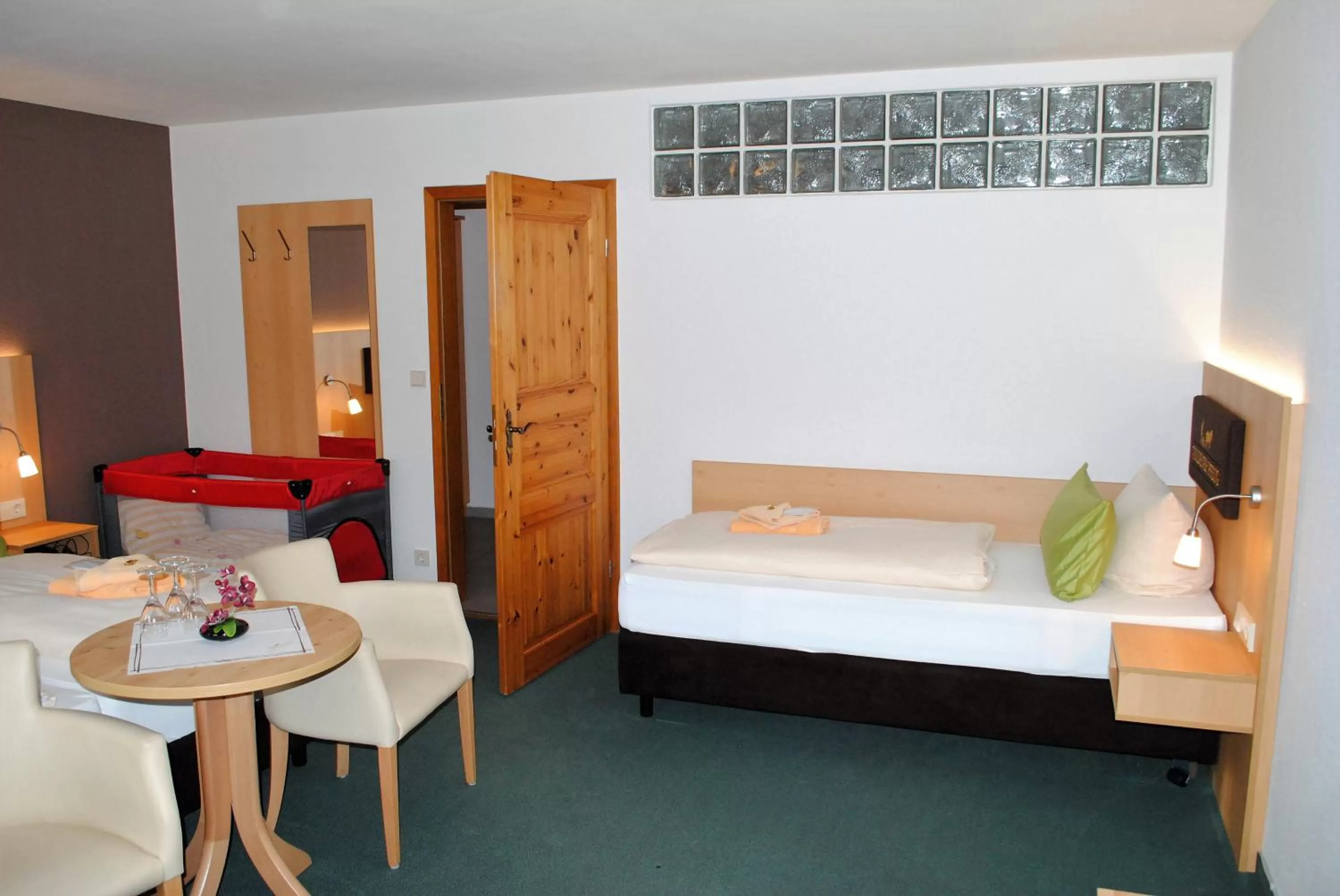 Bedroom, Bed in Landgasthof Goldener Pflug