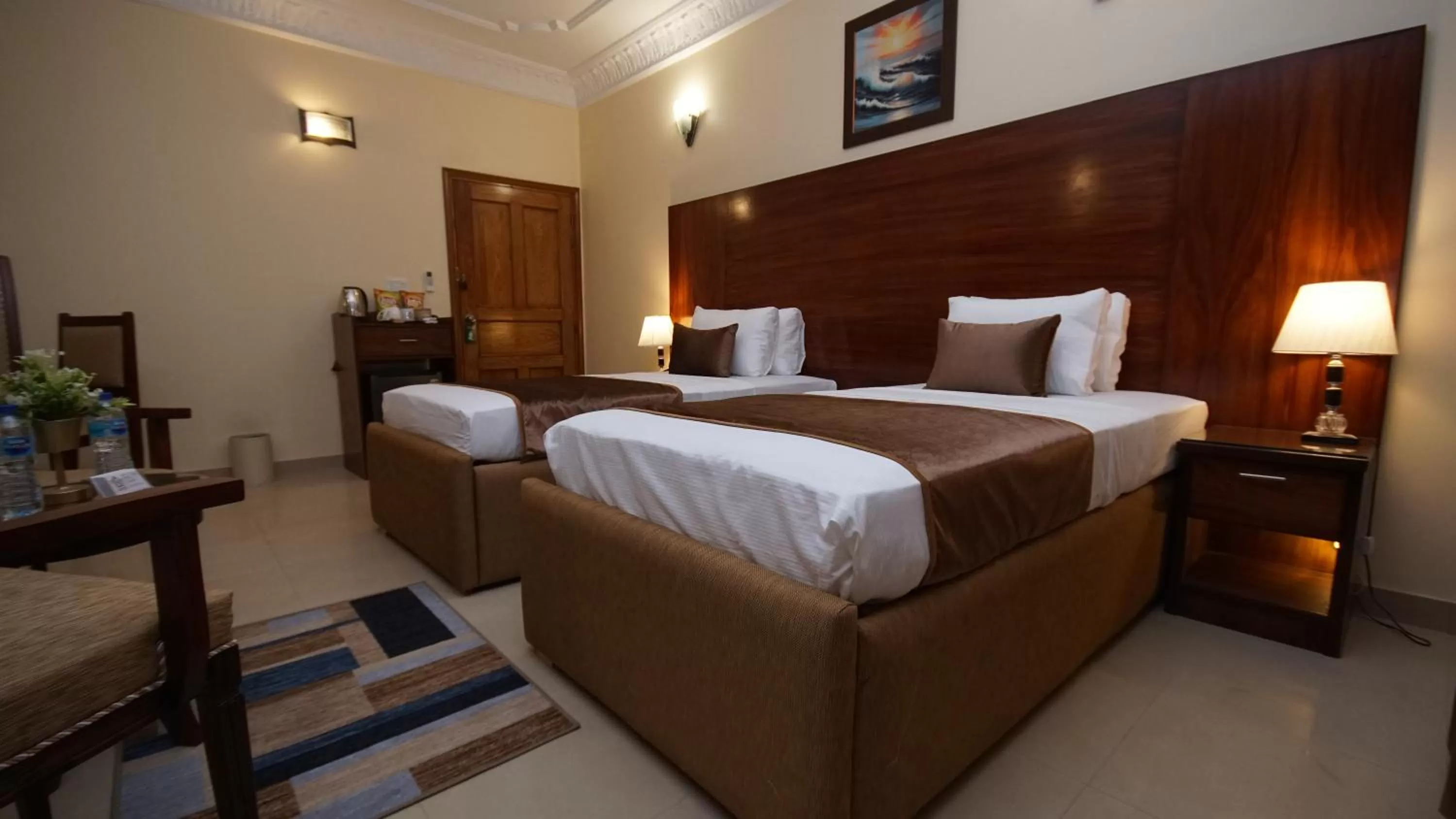 Bed in World Inn Karachi