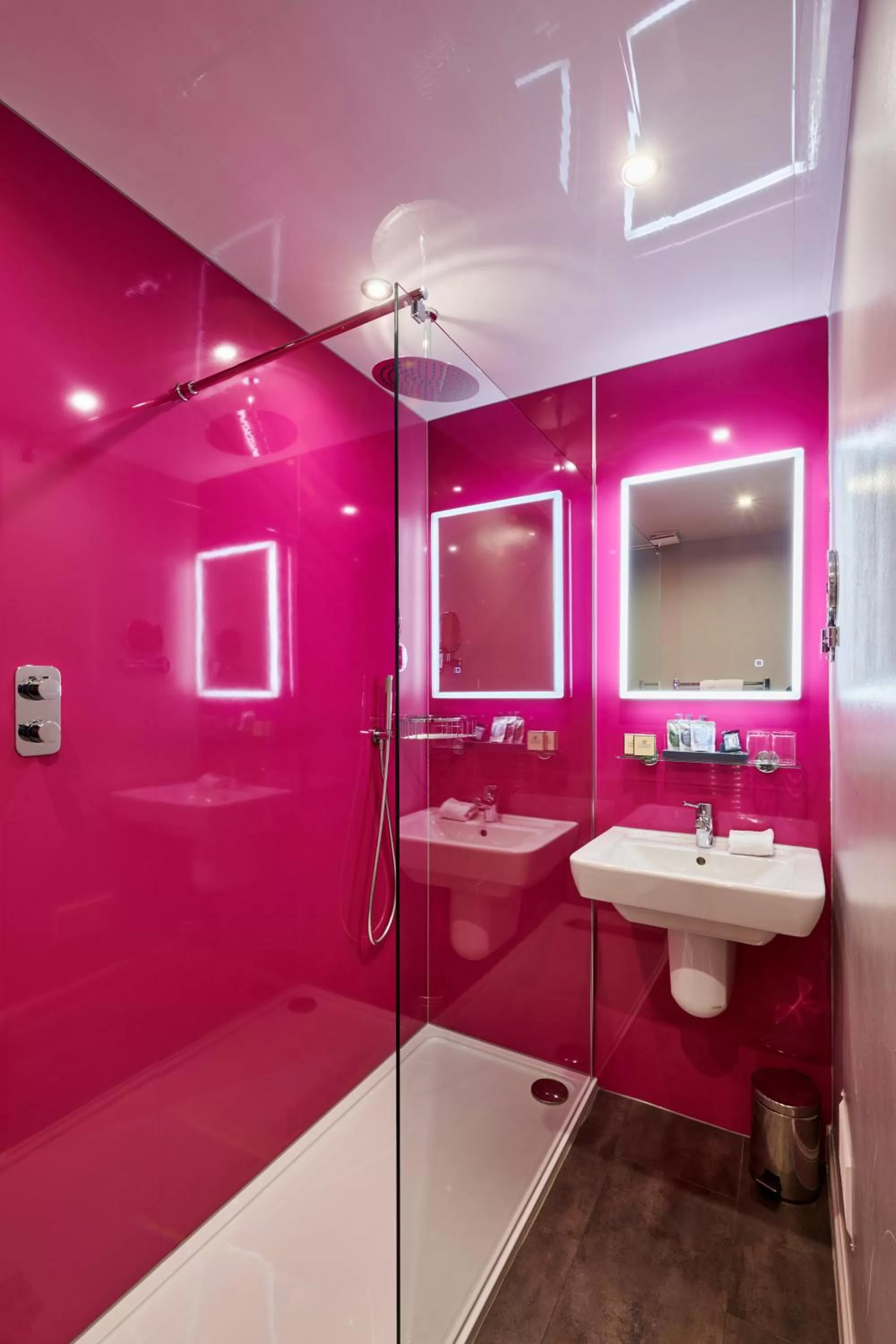 Bedroom in The Parklands Hotel