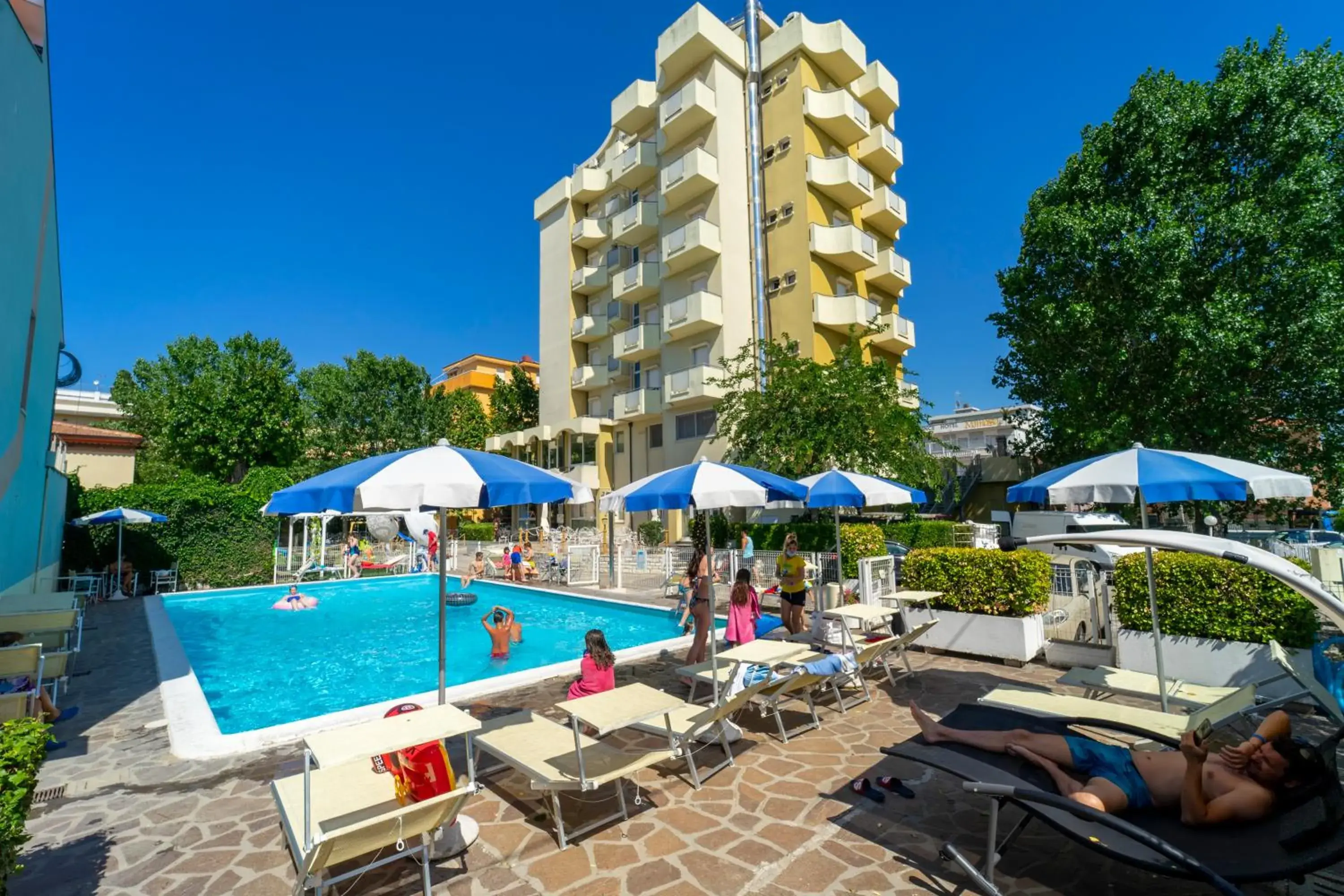 Swimming Pool in Hotel Oceanic