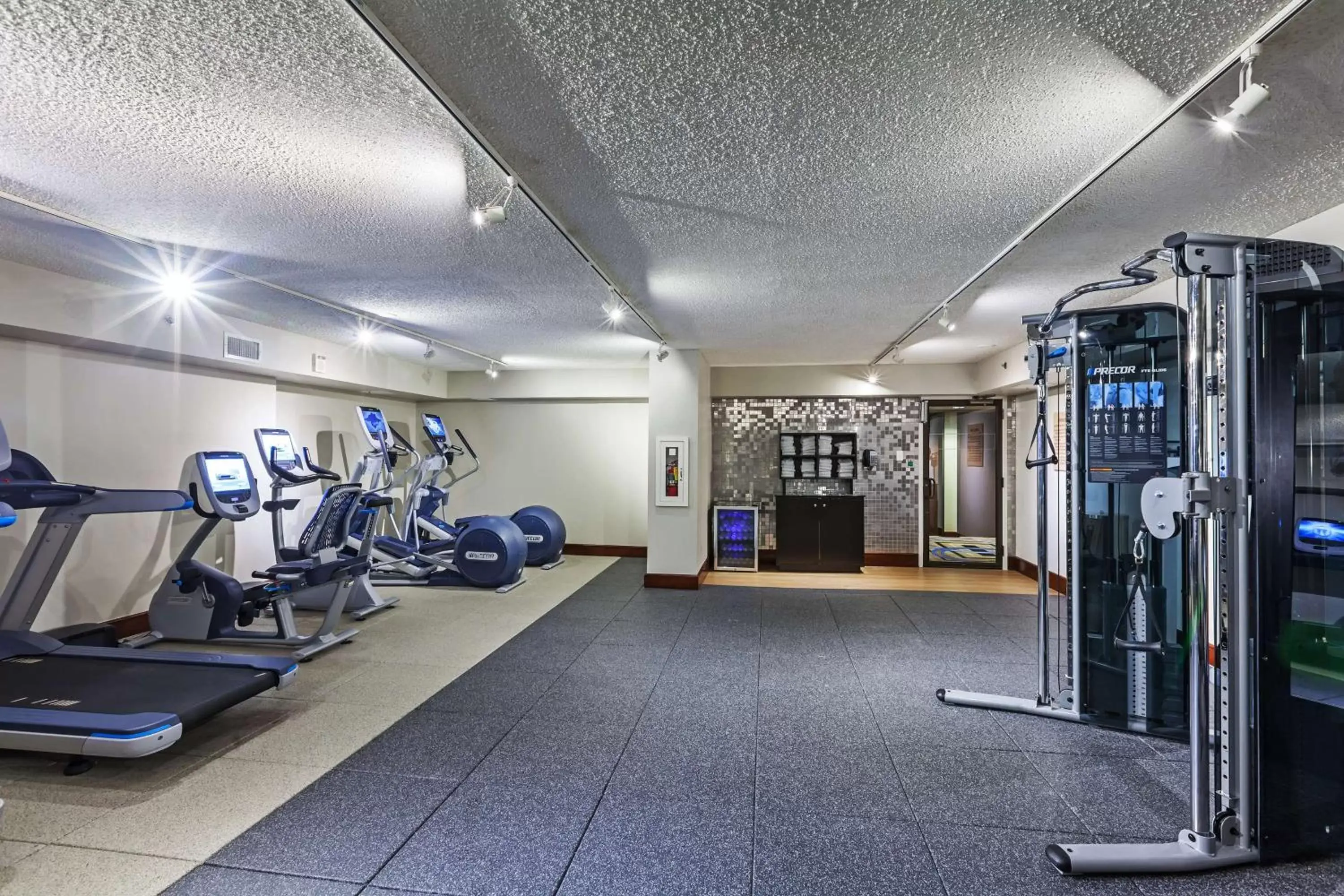 Fitness centre/facilities in Hilton Waco Fitness centre/facilities in Hilton Waco