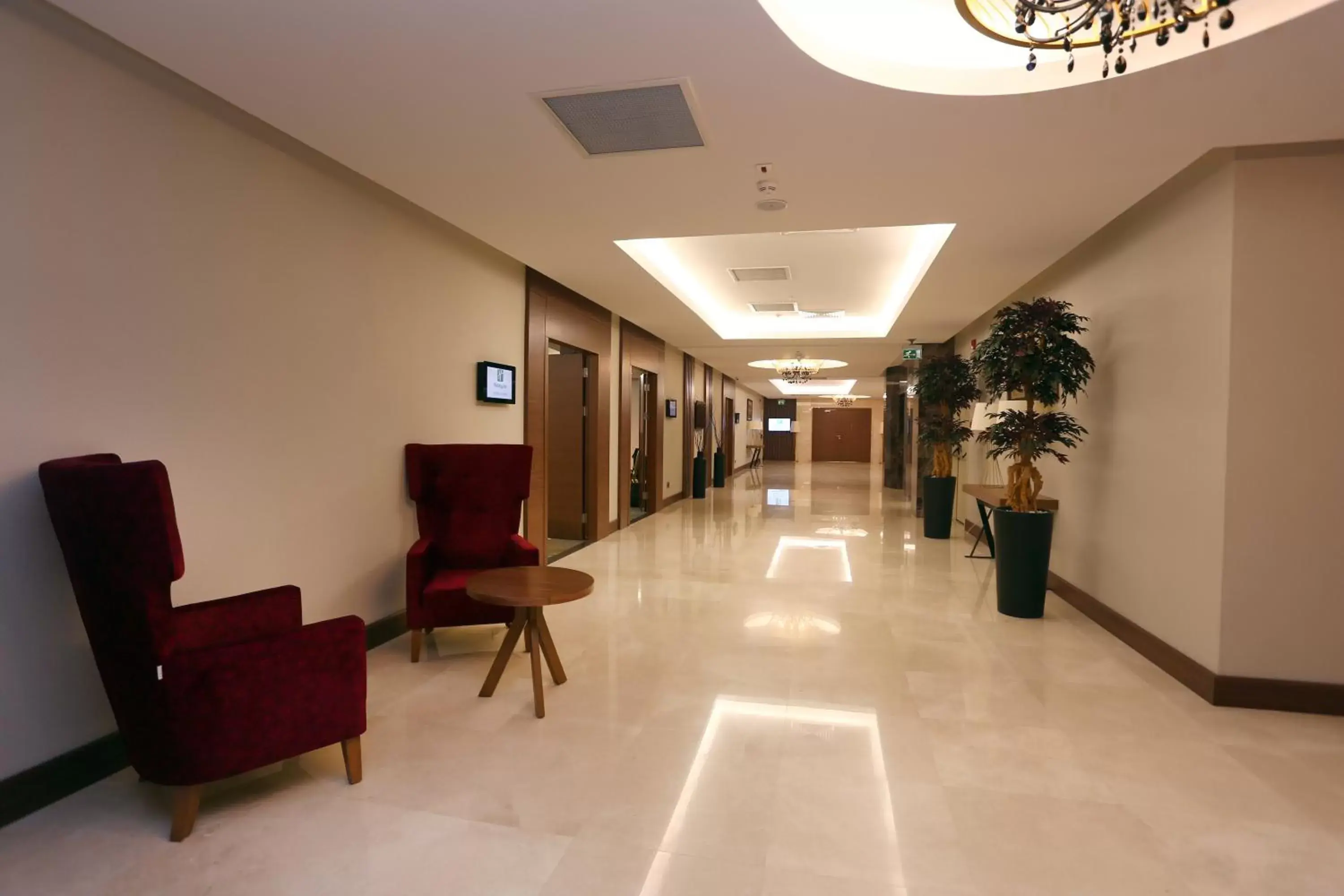 Meeting/conference room, Lobby/Reception in Holiday Inn Ankara - Cukurambar, an IHG Hotel