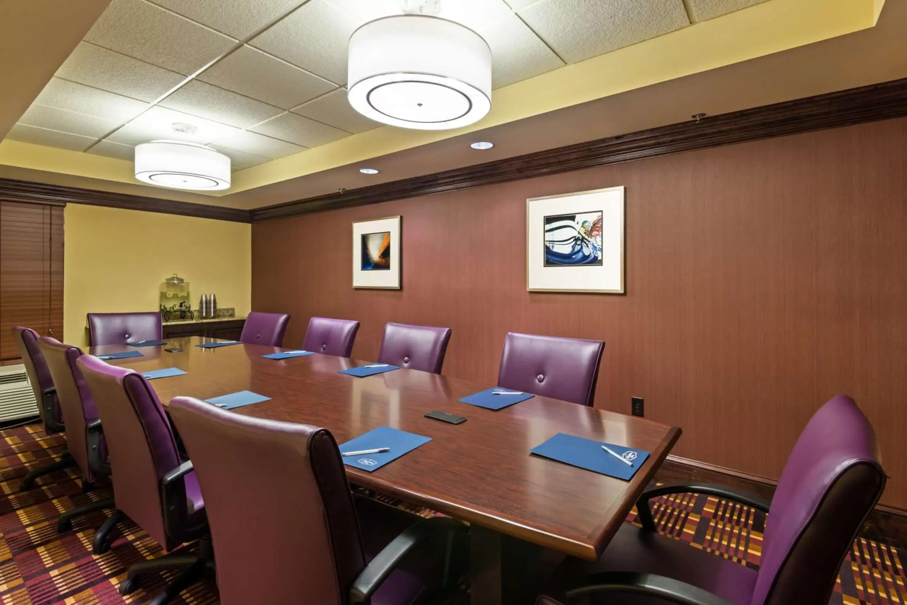 Meeting/conference room in Hampton Inn I-10 & College Drive