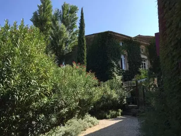 Garden in Les Aiguières en Provence
