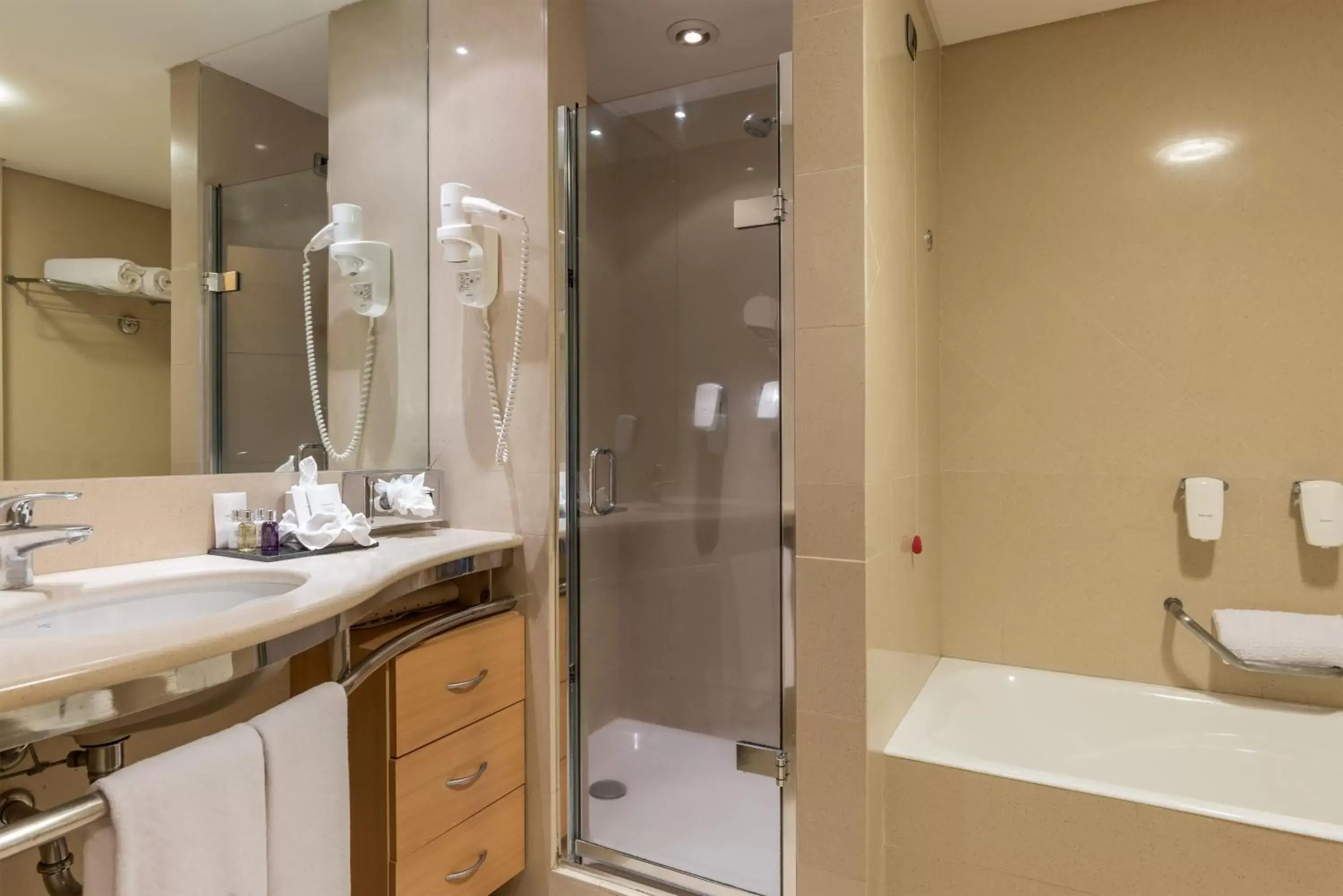 Standard Double Room with Sea View in Royal Savoy - Ocean Resort - Savoy Signature Standard Double Room with Sea View in Royal Savoy - Ocean Resort - Savoy Signature