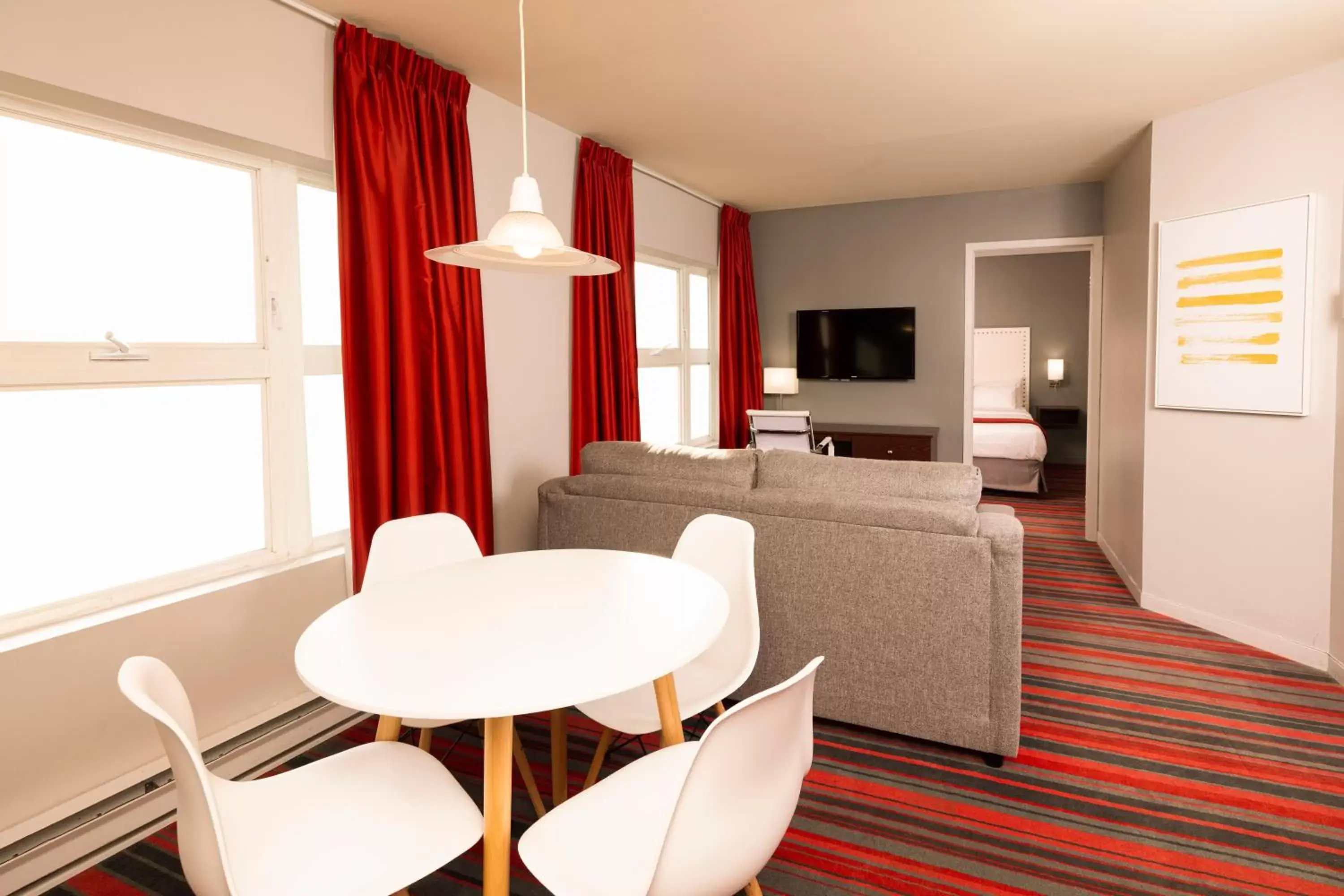 Bedroom, Dining Area in Hotel du Nord