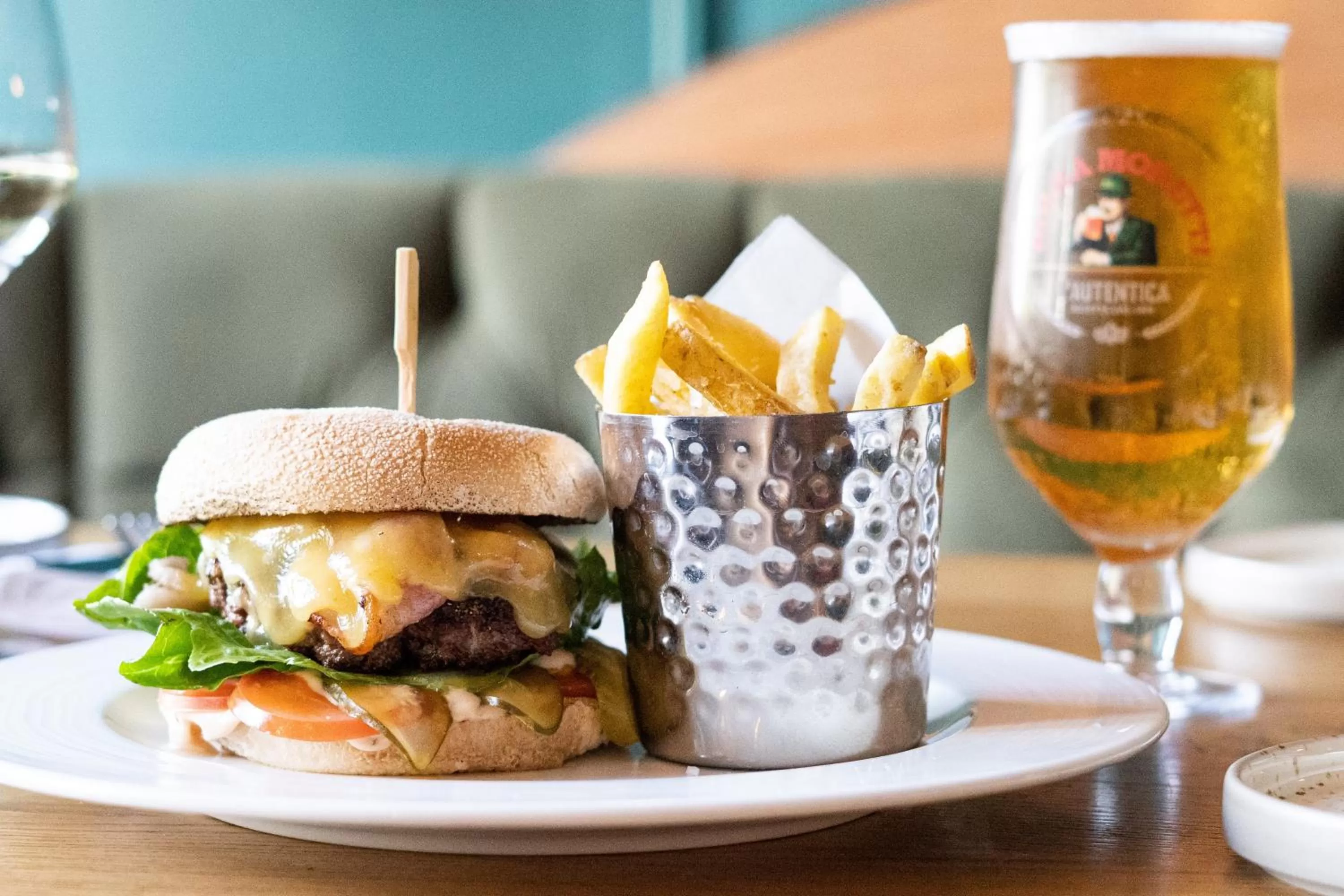 Restaurant/places to eat in The Binsted Inn