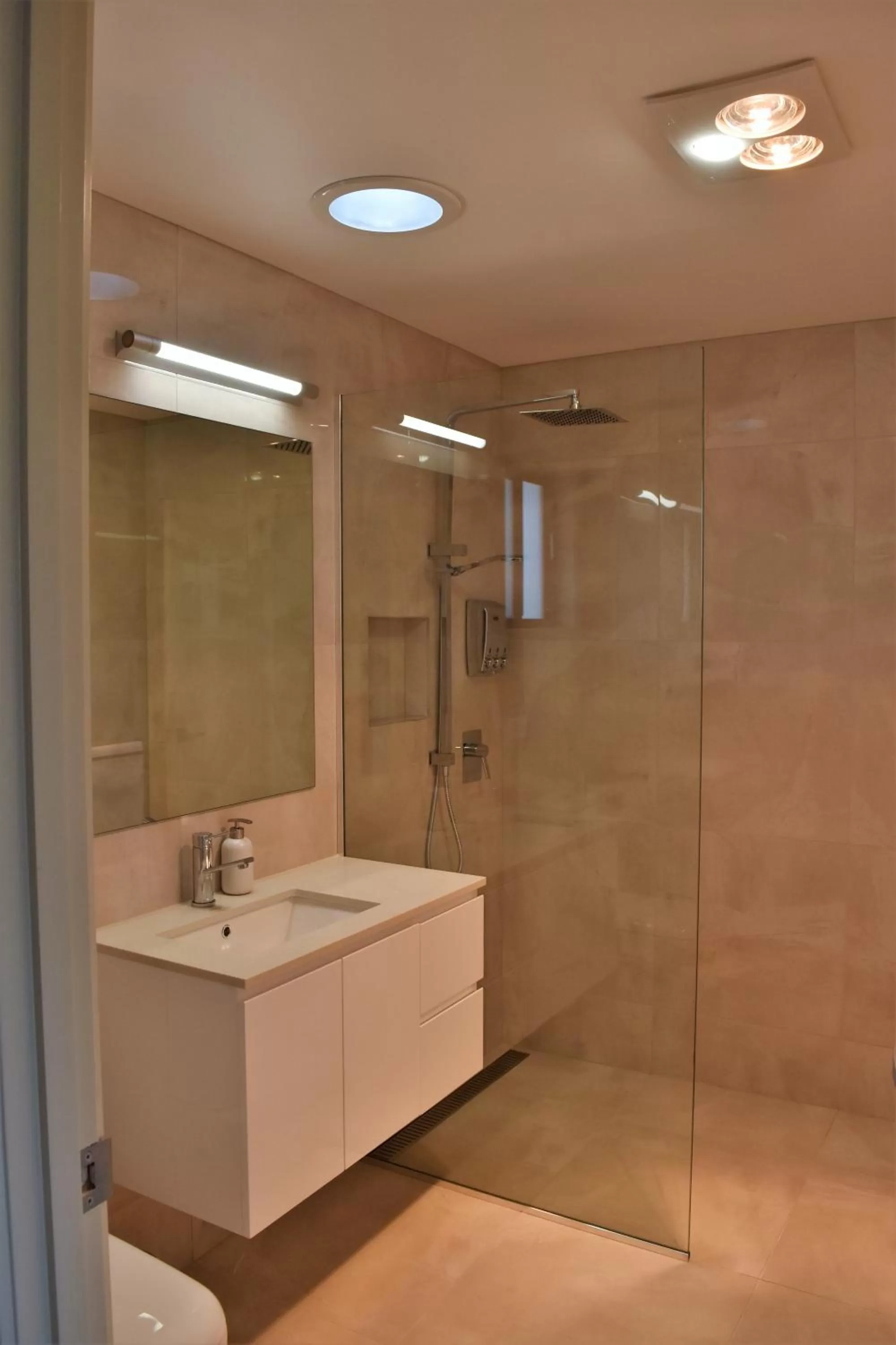 Bathroom in Mapleton Springs