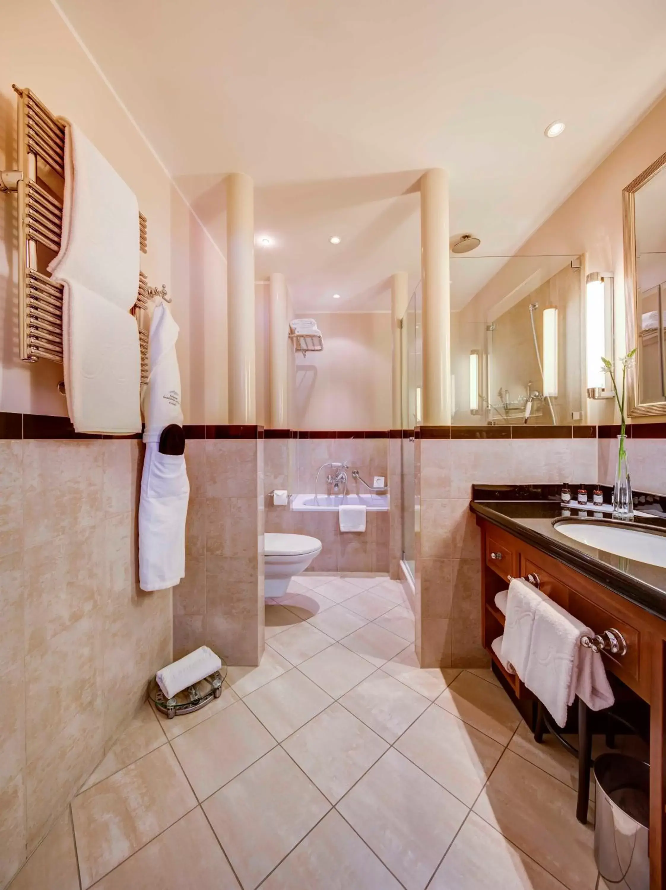 Shower, Bathroom in Grand Hotel des Bains Kempinski