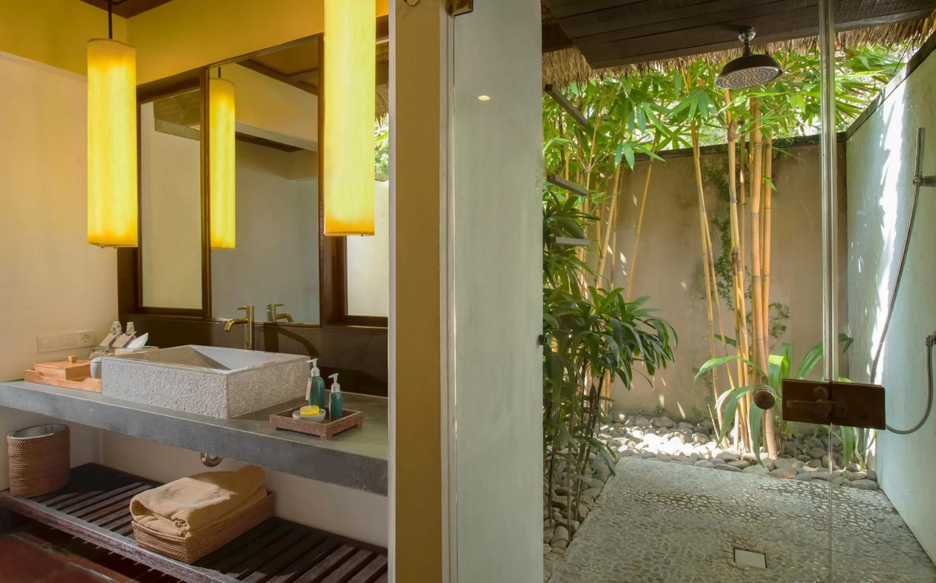 Bathroom in Jeeva Klui Resort