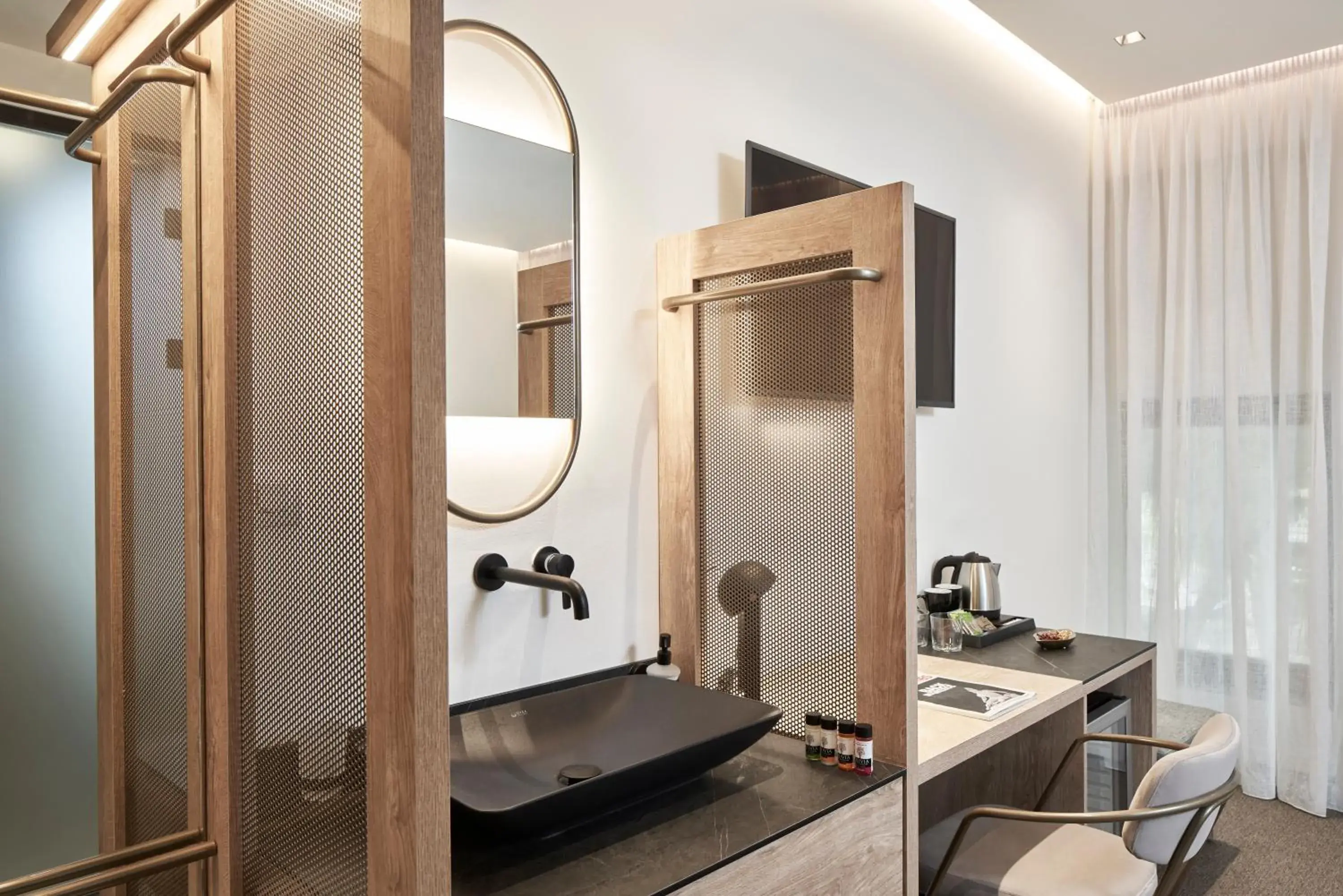 Bathroom, Kitchen/Kitchenette in NLH MONASTIRAKI - Neighborhood Lifestyle Hotels