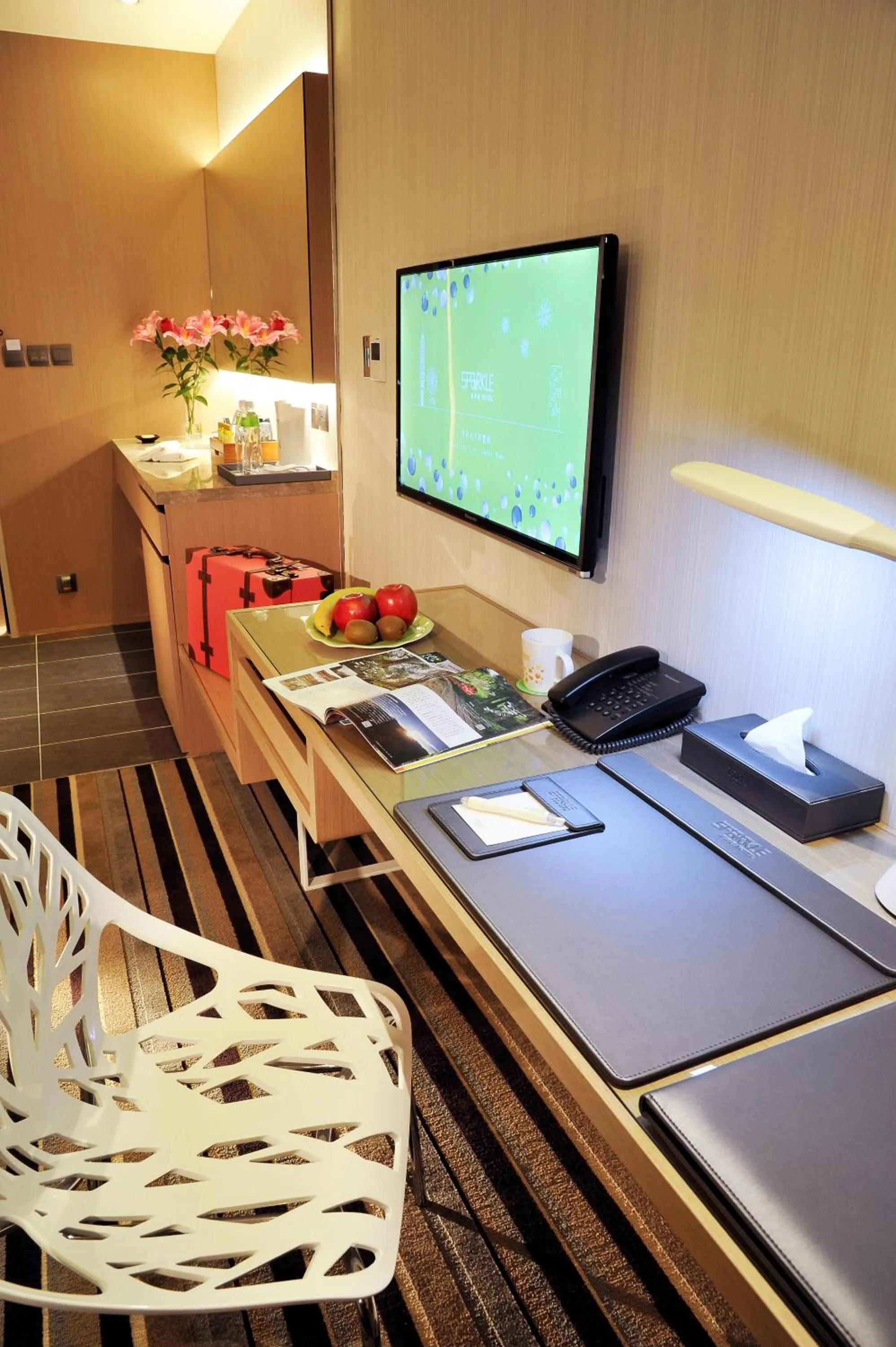 Photo of the whole room in Taipei 101 SPARKLE Hotel