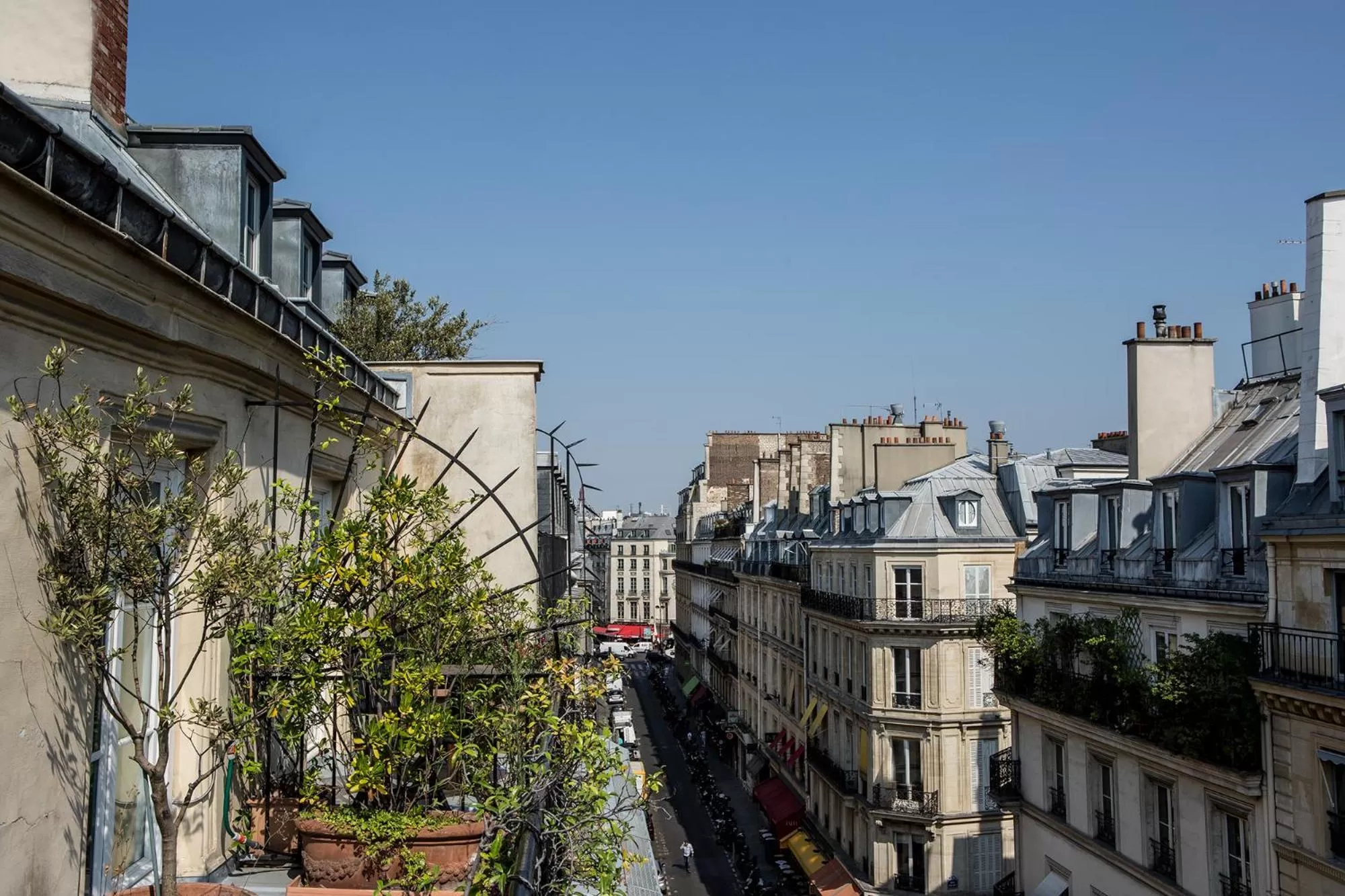 Balcony/Terrace in Hôtel Mansart - Esprit de France