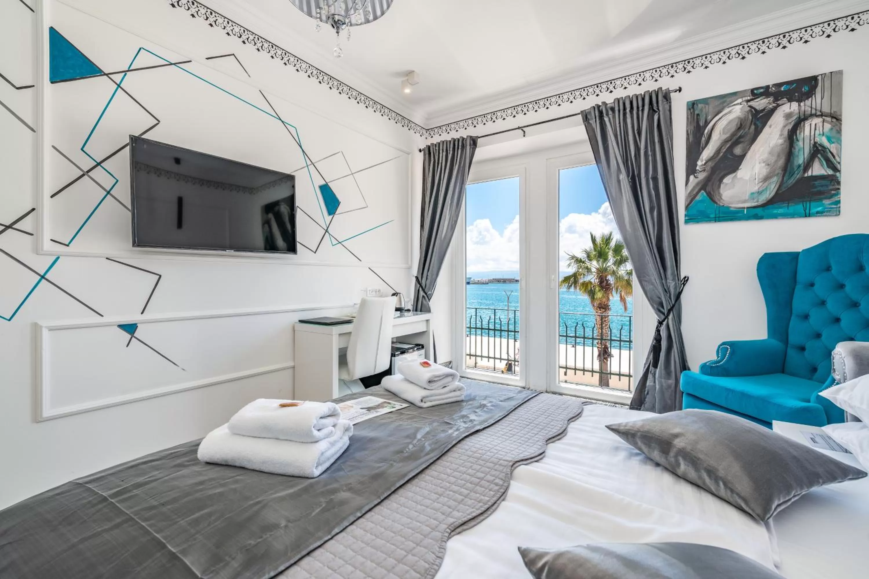 Photo of the whole room, Bed in Galeria Valeria Seaside Downtown - MAG Quaint & Elegant Boutique Hotels