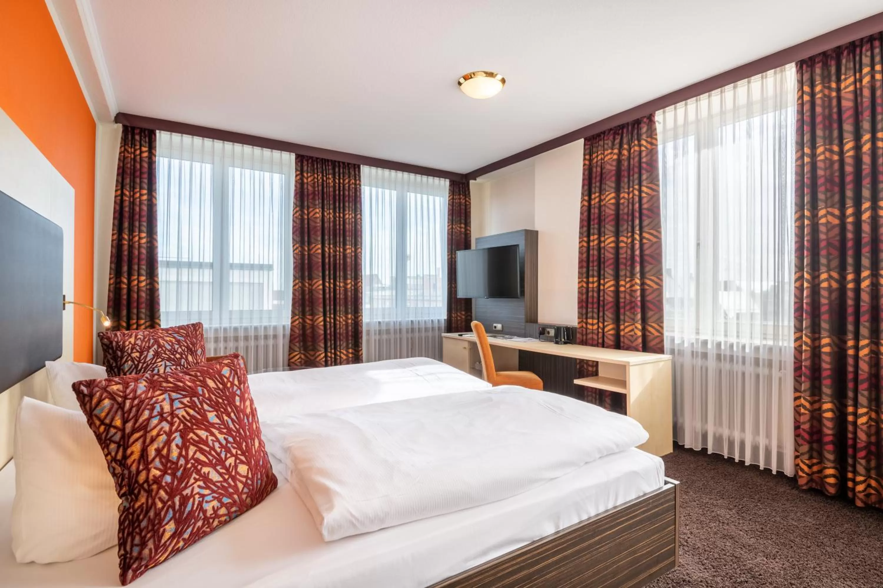 Photo of the whole room, Bed in Best Western Hotel Augusta