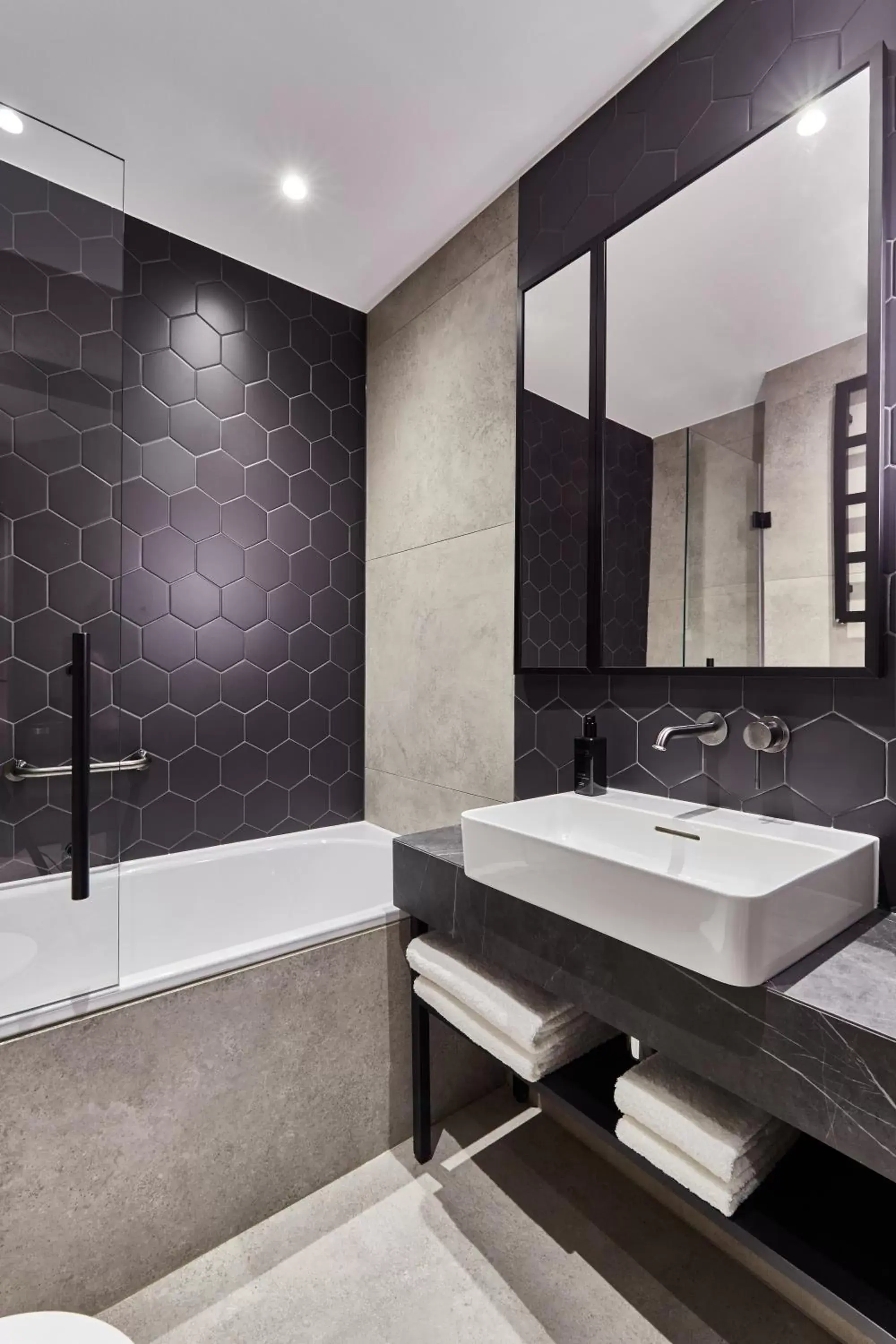 Bathroom in Crowne Plaza - Warsaw - The HUB, an IHG Hotel