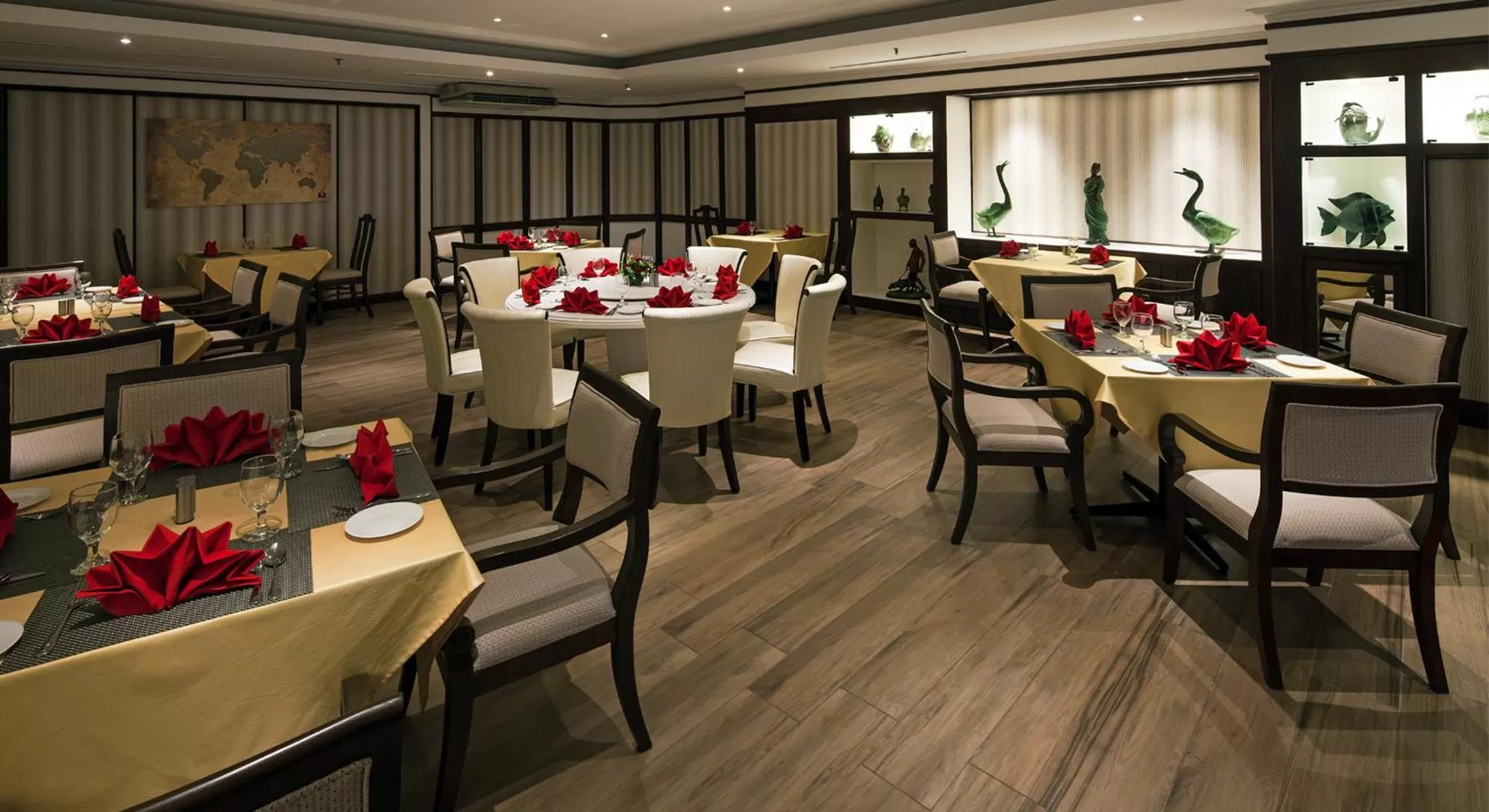 Dinner in The Bayview Beach Resort