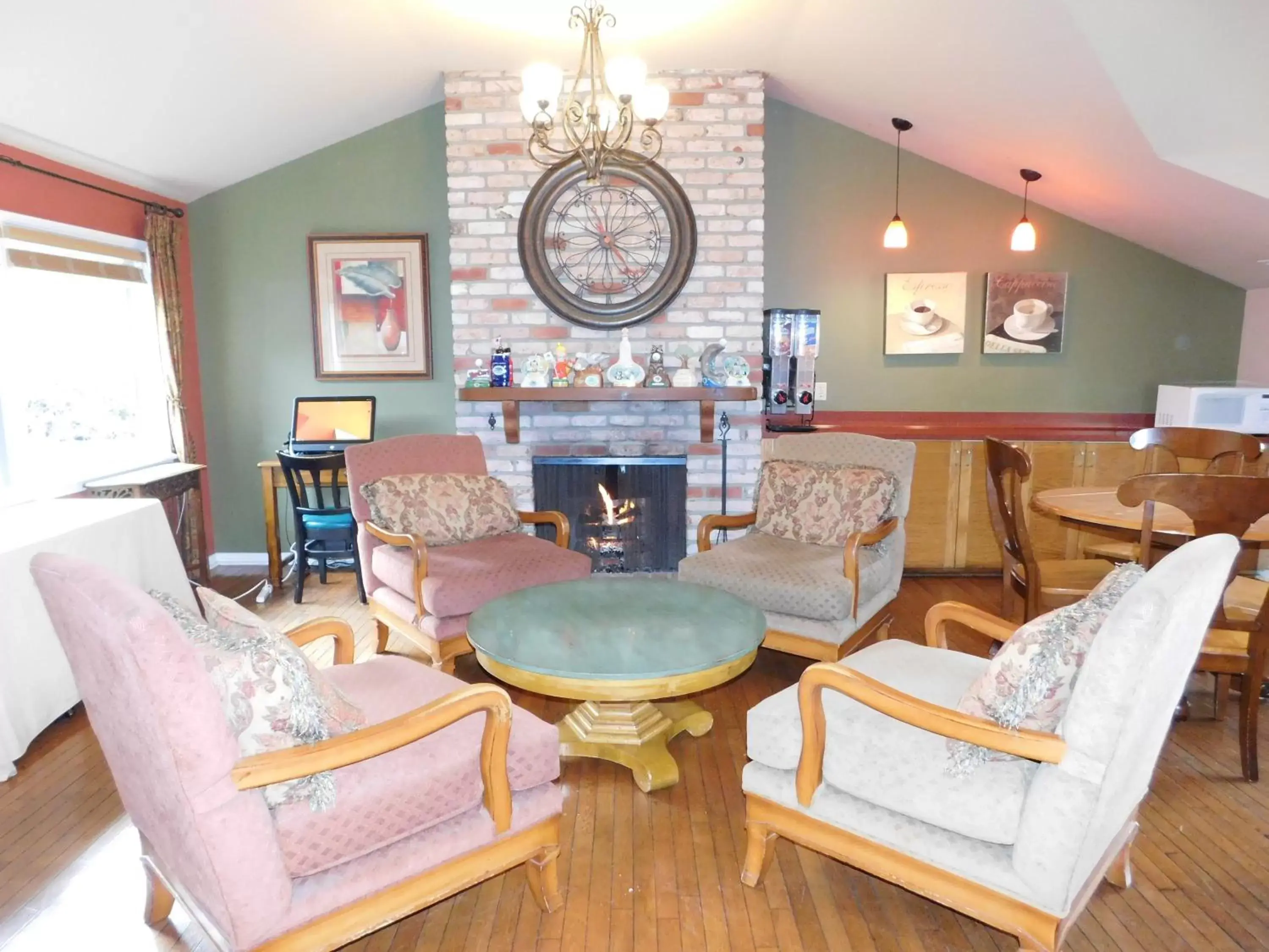 Lobby or reception in Pacific Gardens Inn Lobby or reception in Pacific Gardens Inn