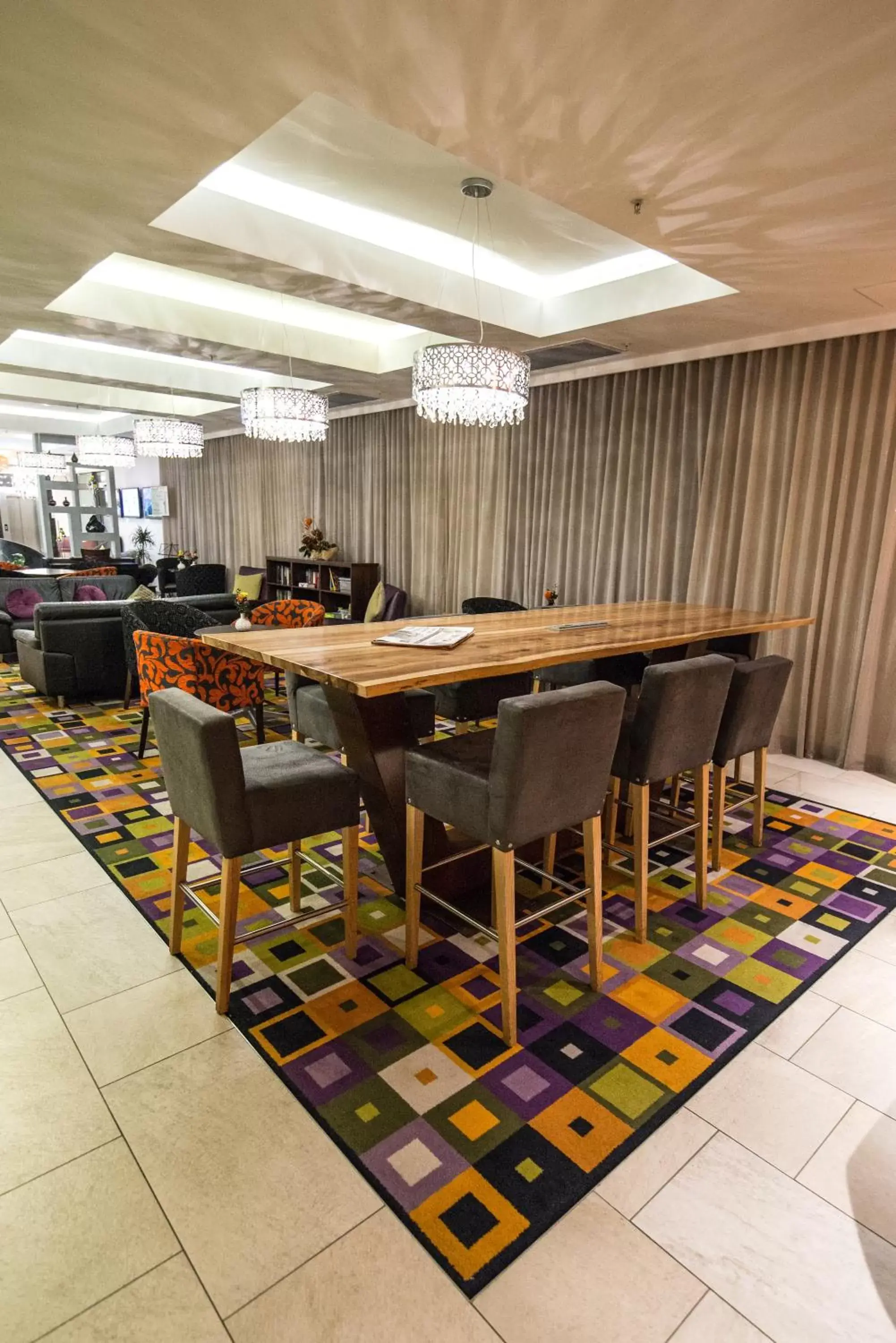 Lobby or reception, Restaurant/Places to Eat in Hotel Verde Cape Town Airport