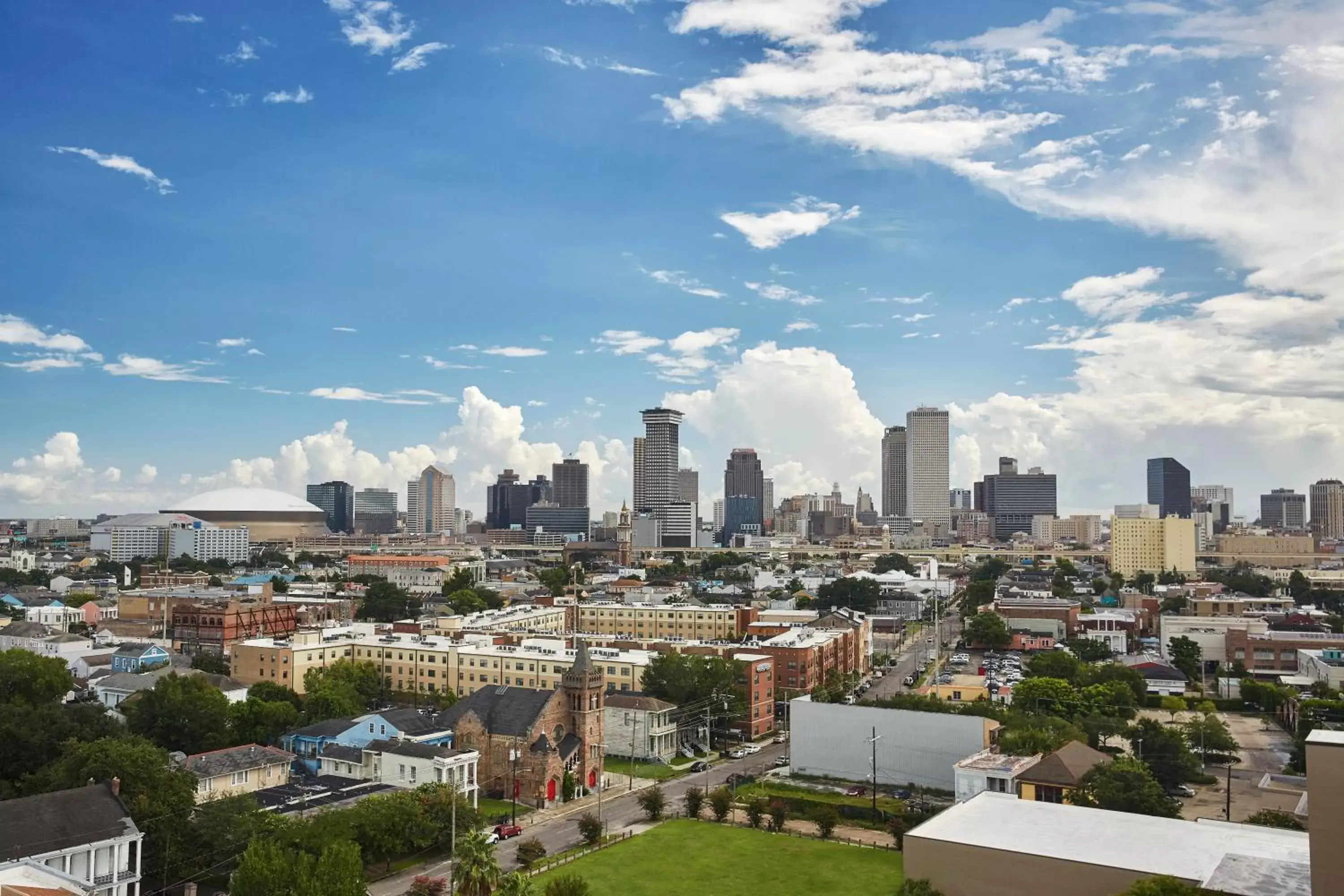 Day, City View in Pontchartrain Hotel St. Charles Avenue