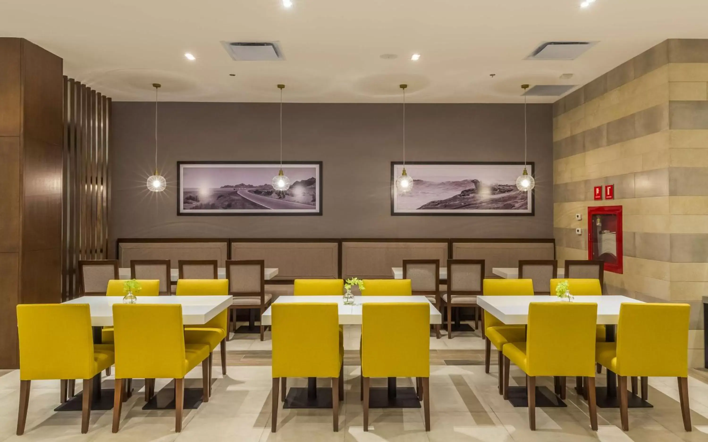 Dining area, Restaurant/Places to Eat in Hampton Inn By Hilton Tijuana