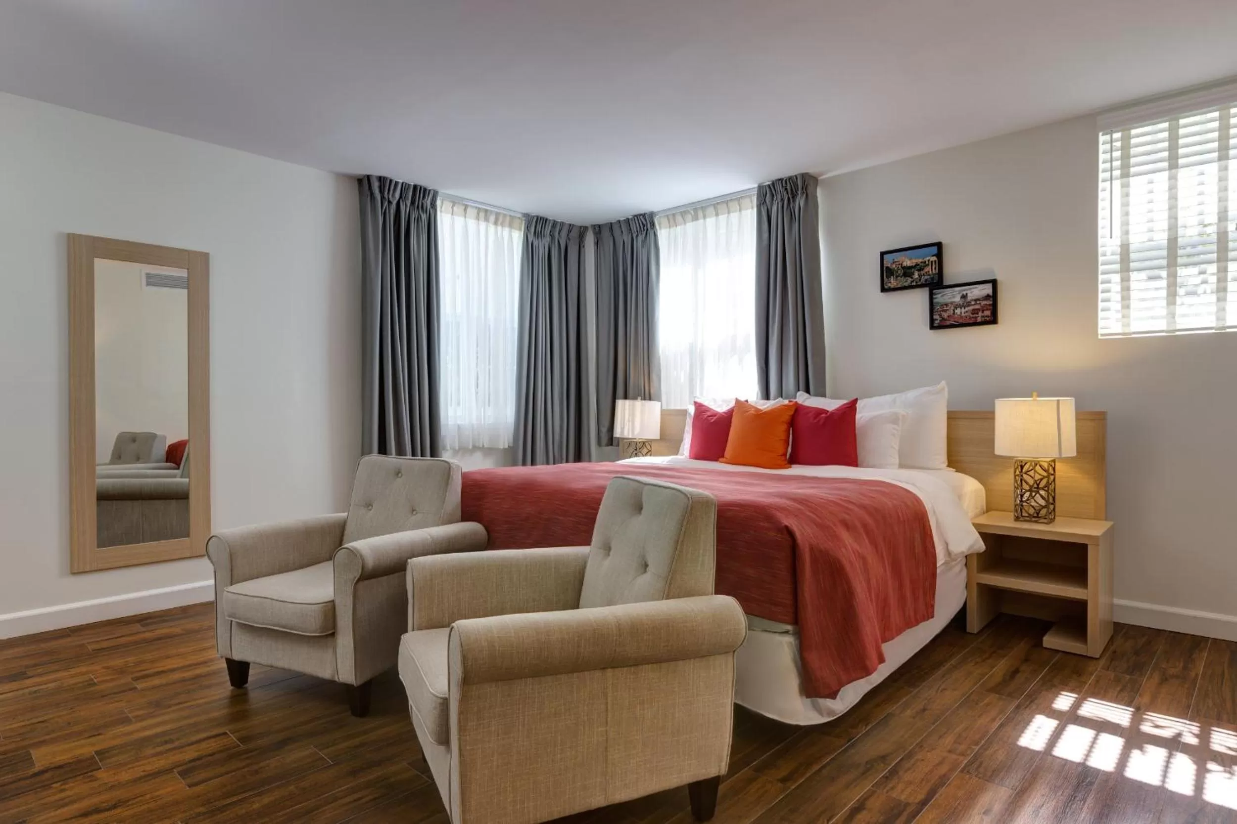 Day in Villa Italia South Beach