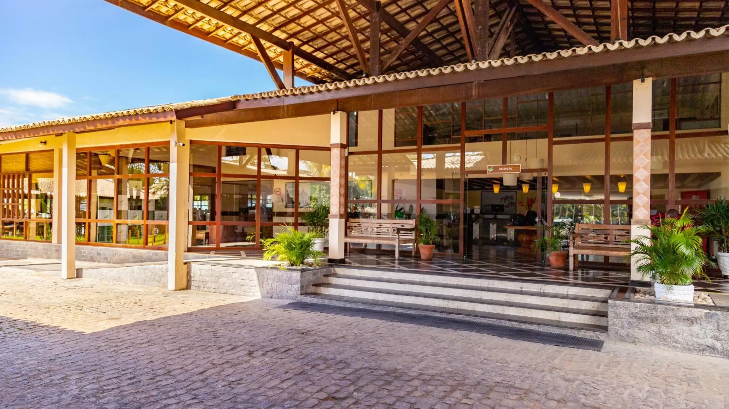 Facade/entrance in Porto Seguro Eco Bahia Hotel