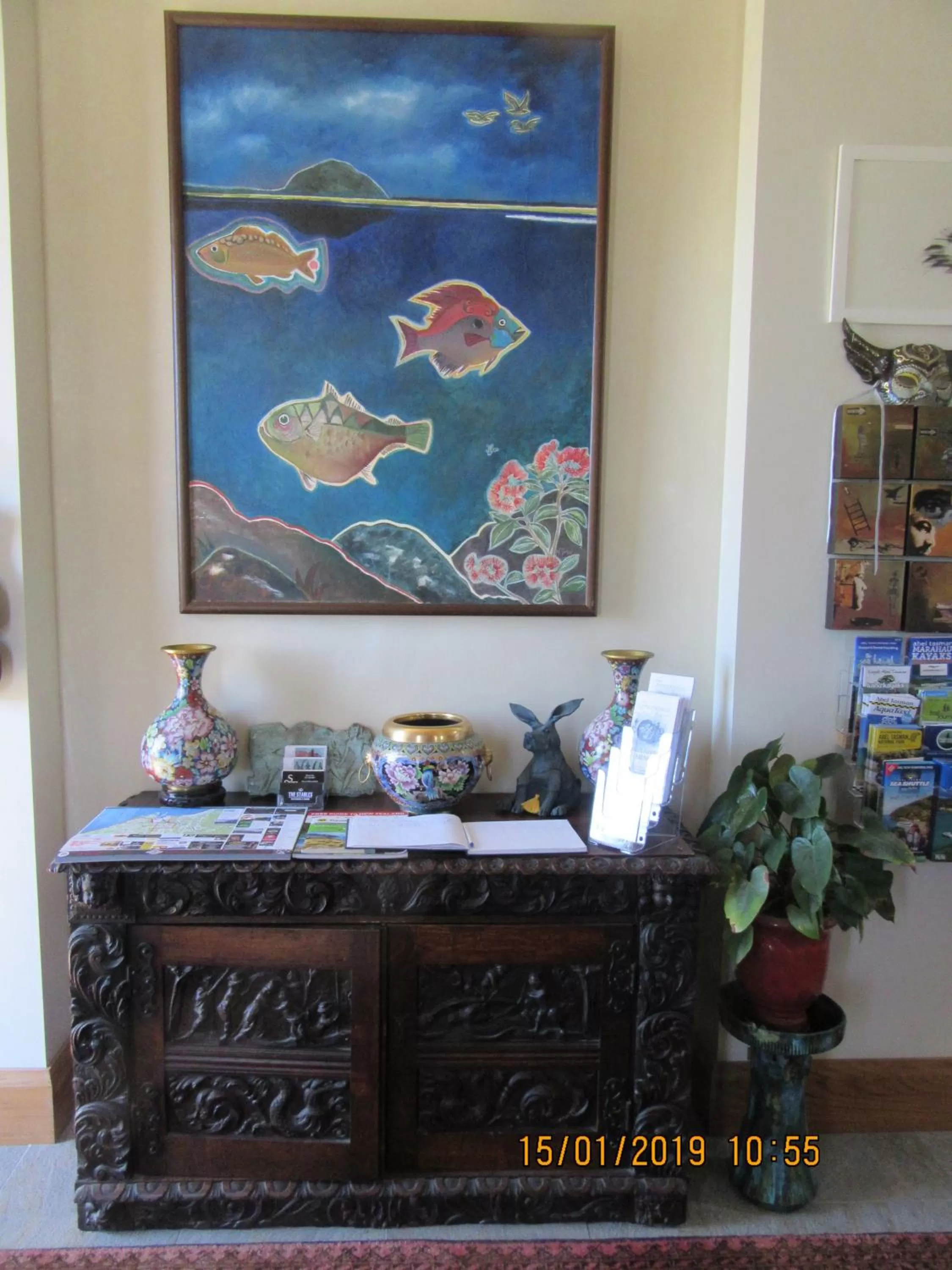 Decorative detail in Redwood Valley B & B