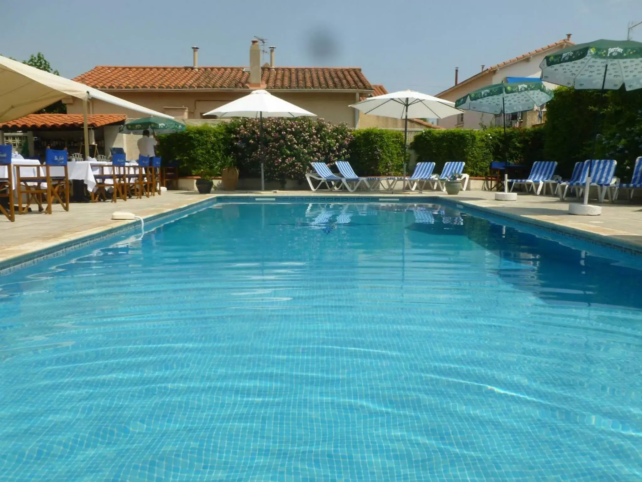 Swimming Pool in Le Galion Hotel et Restaurant Canet Plage - Logis